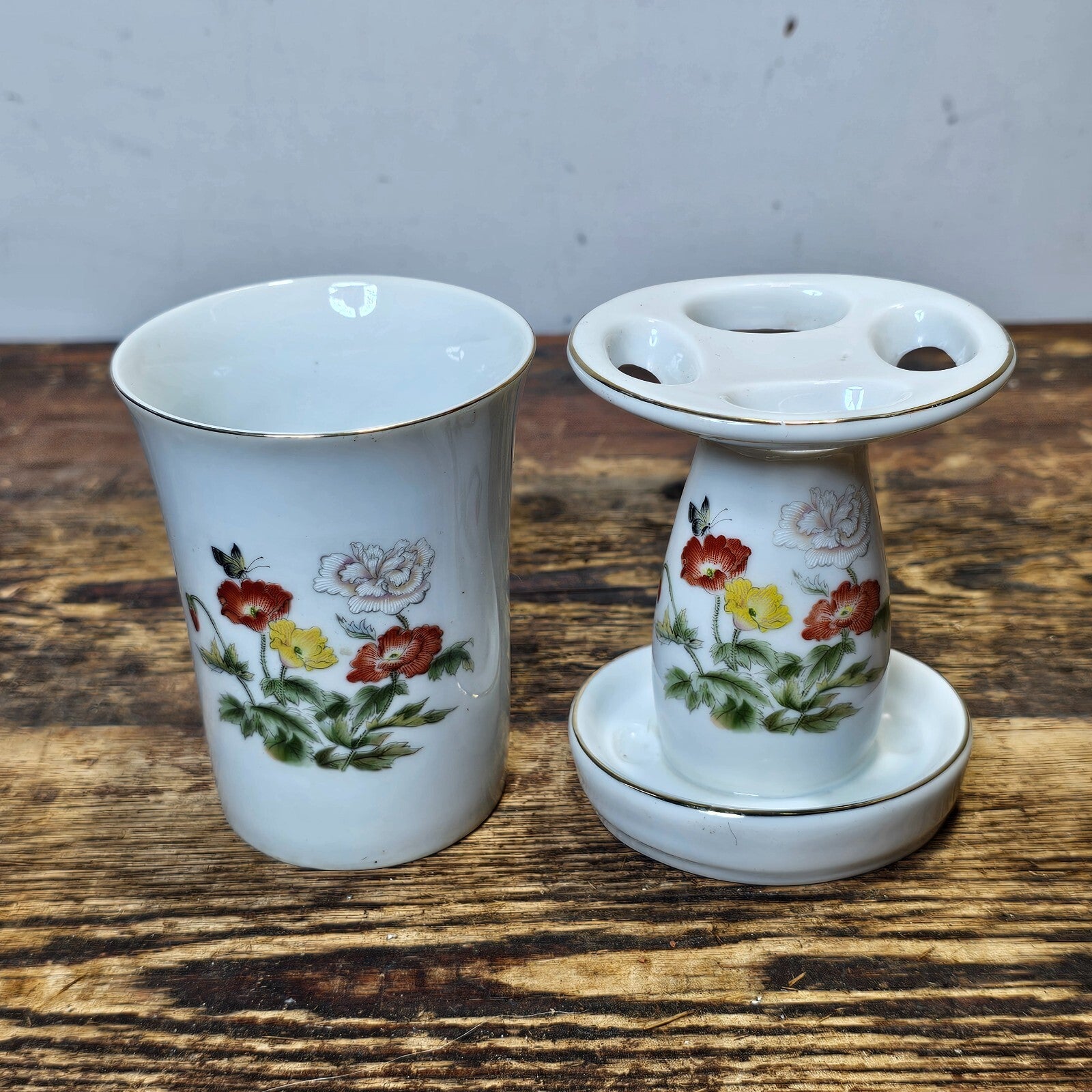 Takahashi San Francisco Ceramic Toothbrush Holder & Cup Tumbler Set 3.75"H