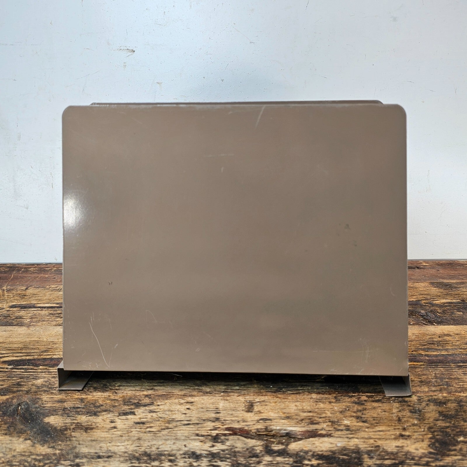 Vintage Hunt LIT-NING 6 Compartment Desktop File Organizer