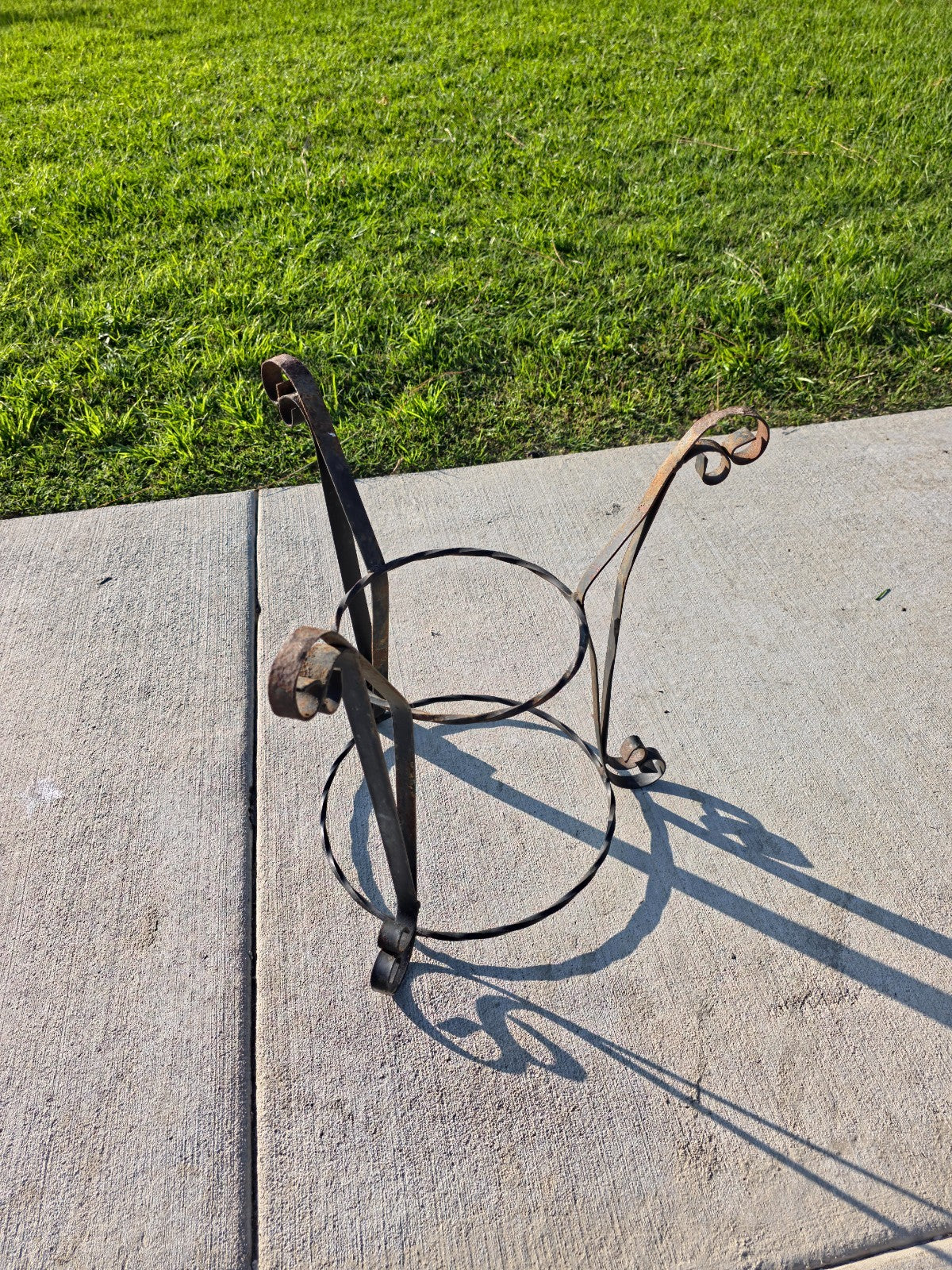 Vintage Spanish Revival Plant Stand 19" Mid-Century Twisted Iron Planter Holder