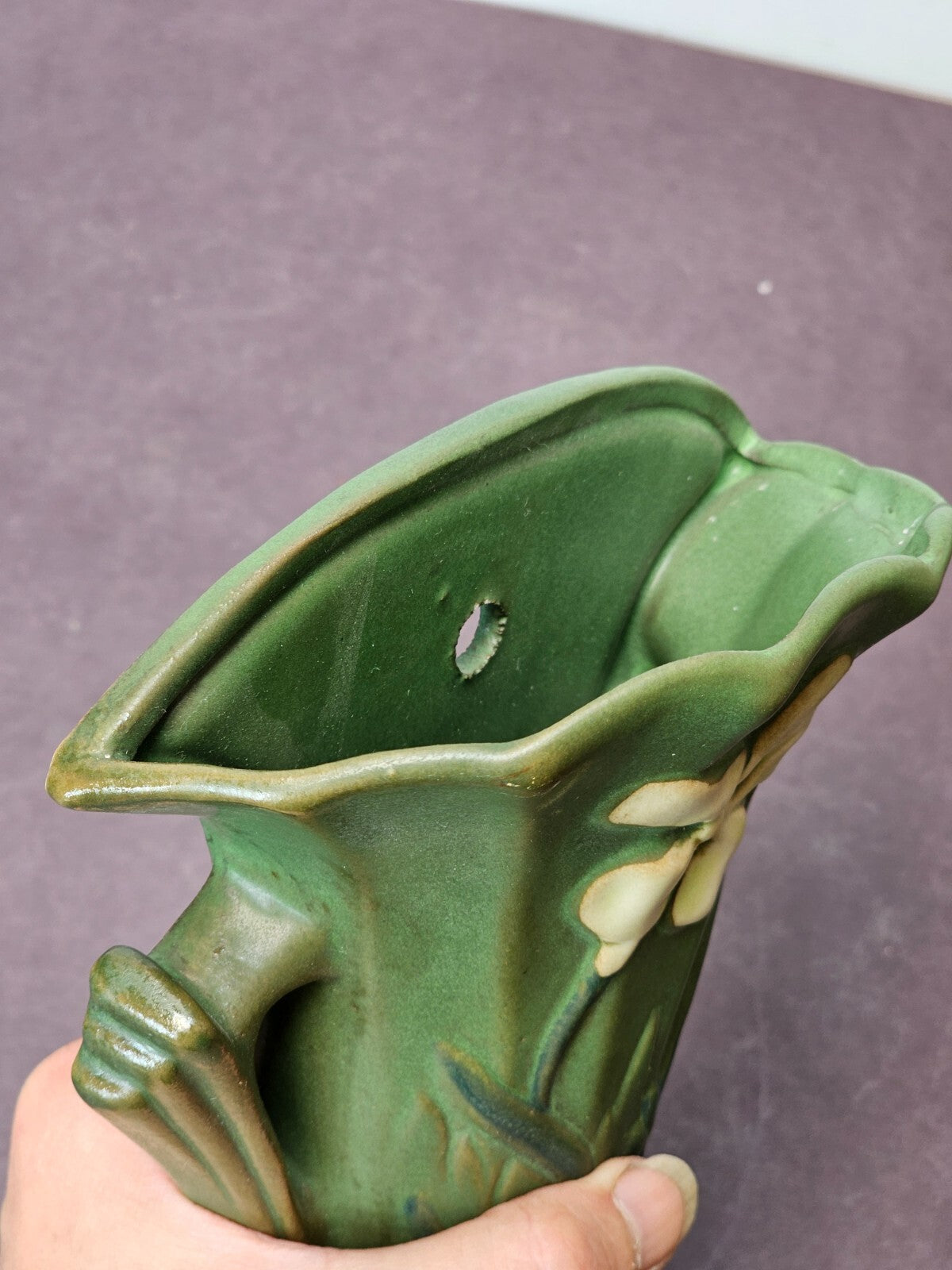 Roseville Iris Green Wall Pocket 1284-8 Reproduction