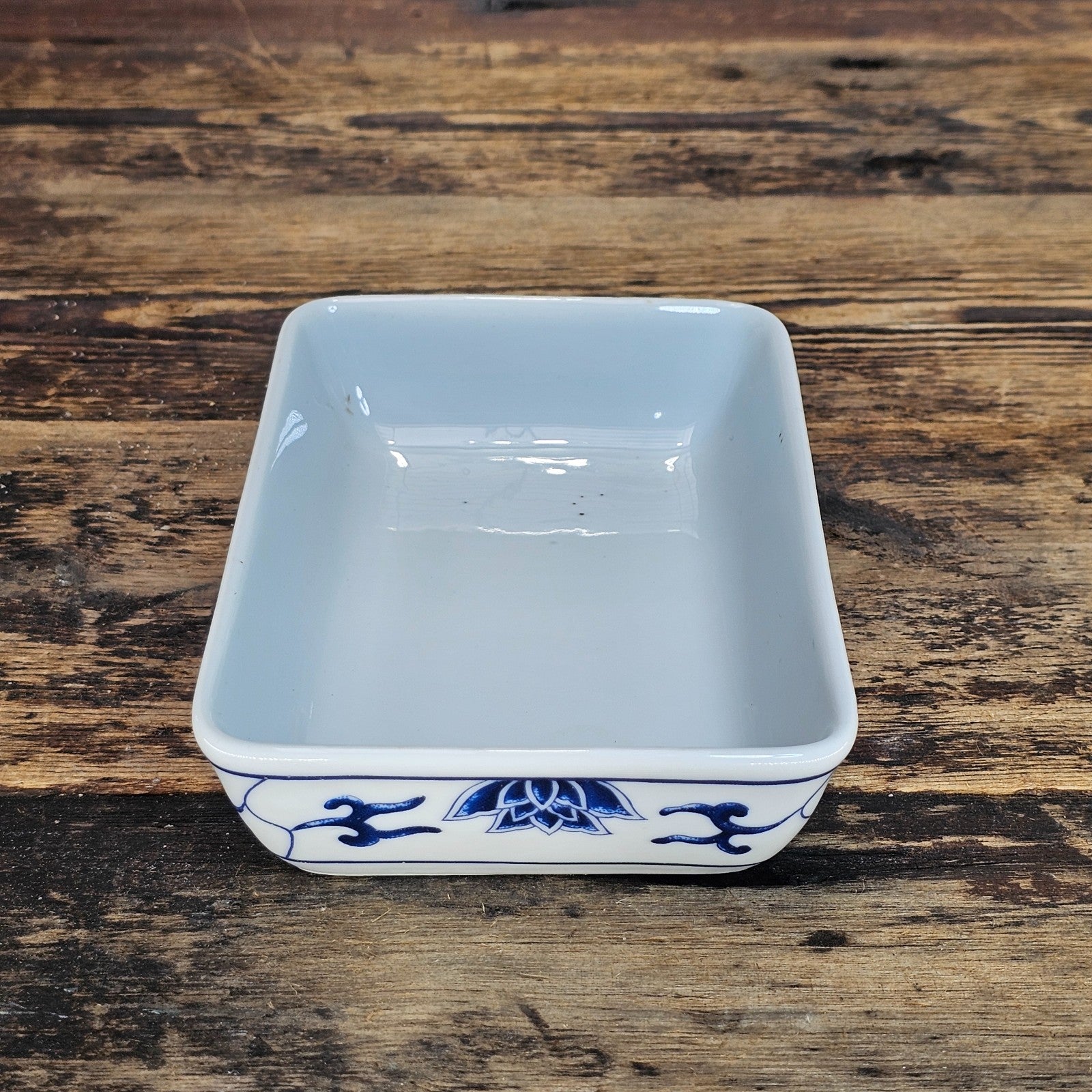 Vintage China Airlines First / Business Class Porcelain Tray by TATUNG