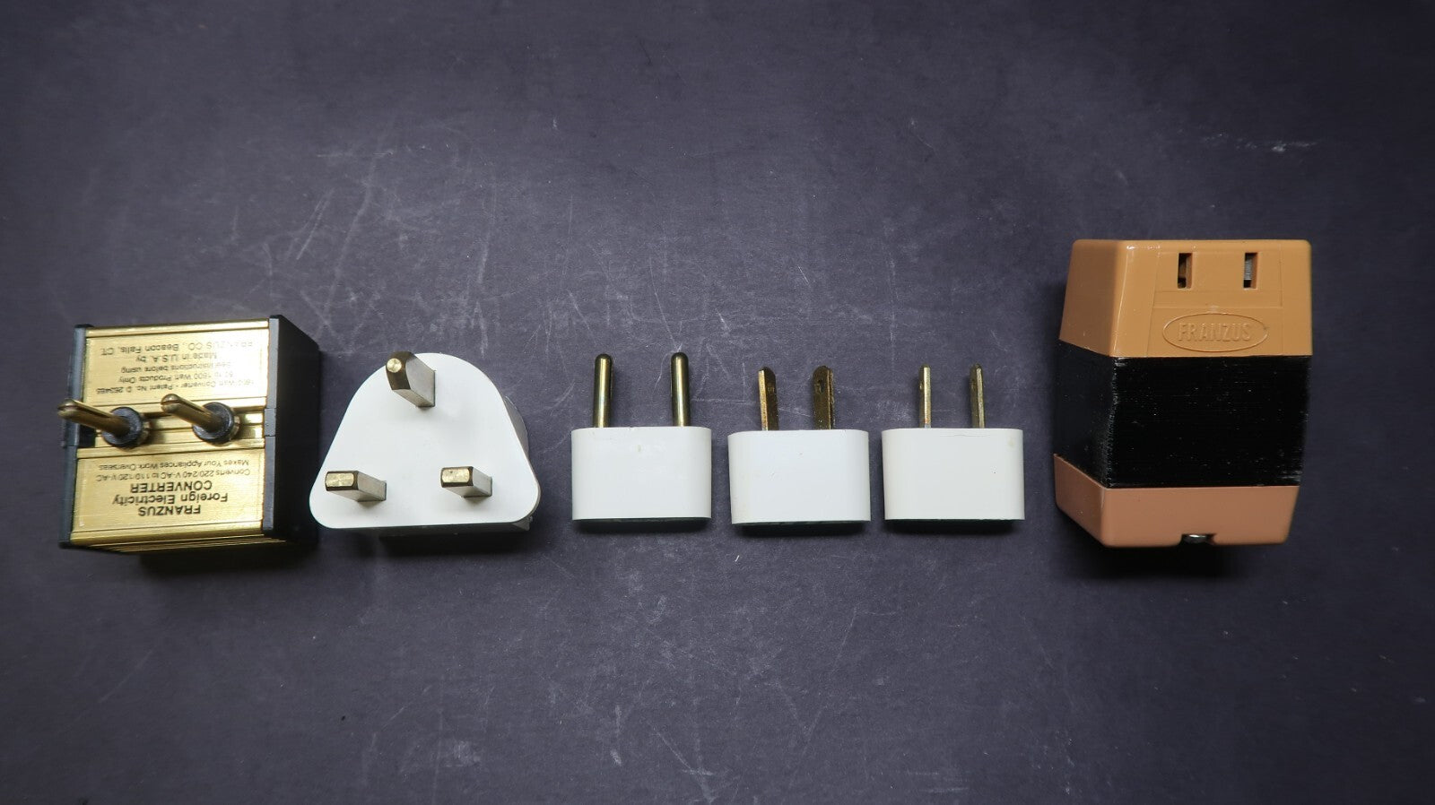 Franzus Deluxe Foreign Electricity Converter Kit Model TK-16