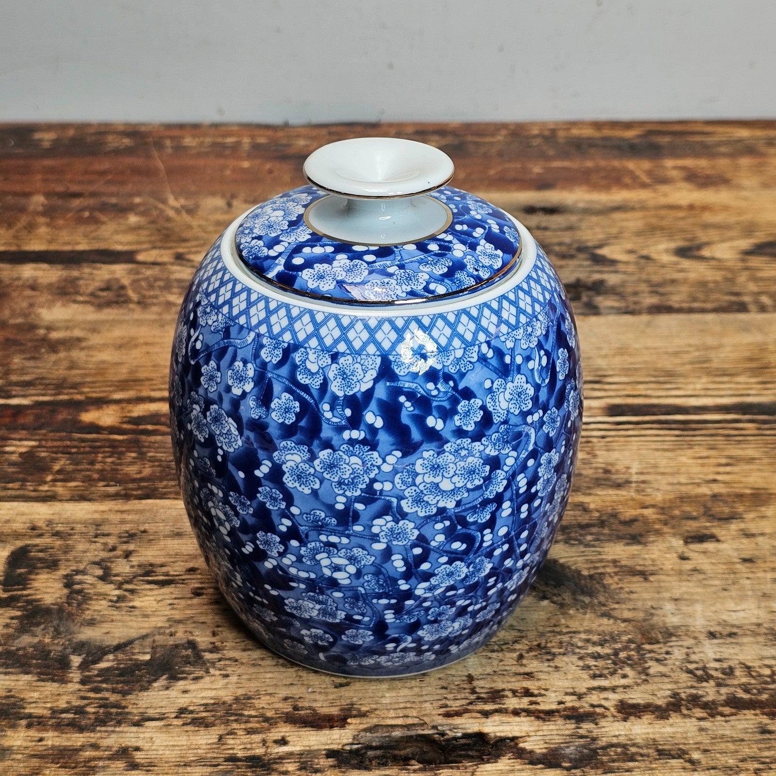 Blue & White Porcelain Lidded Jar | Tea Caddy | Chinoiserie 6.25"H x 5"Dia.