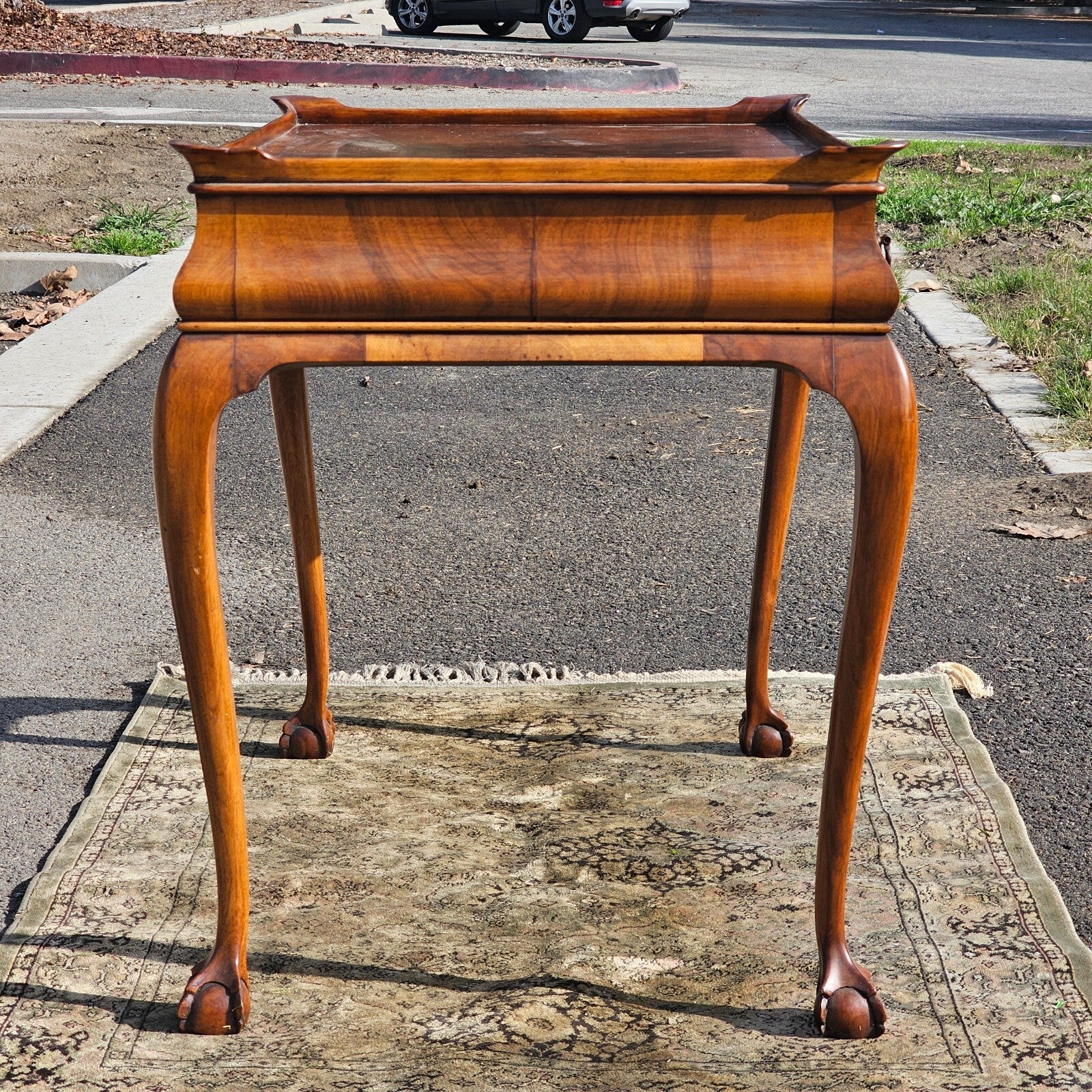 Antique Queen Anne style Tea Table With Burled Walnut On The Top