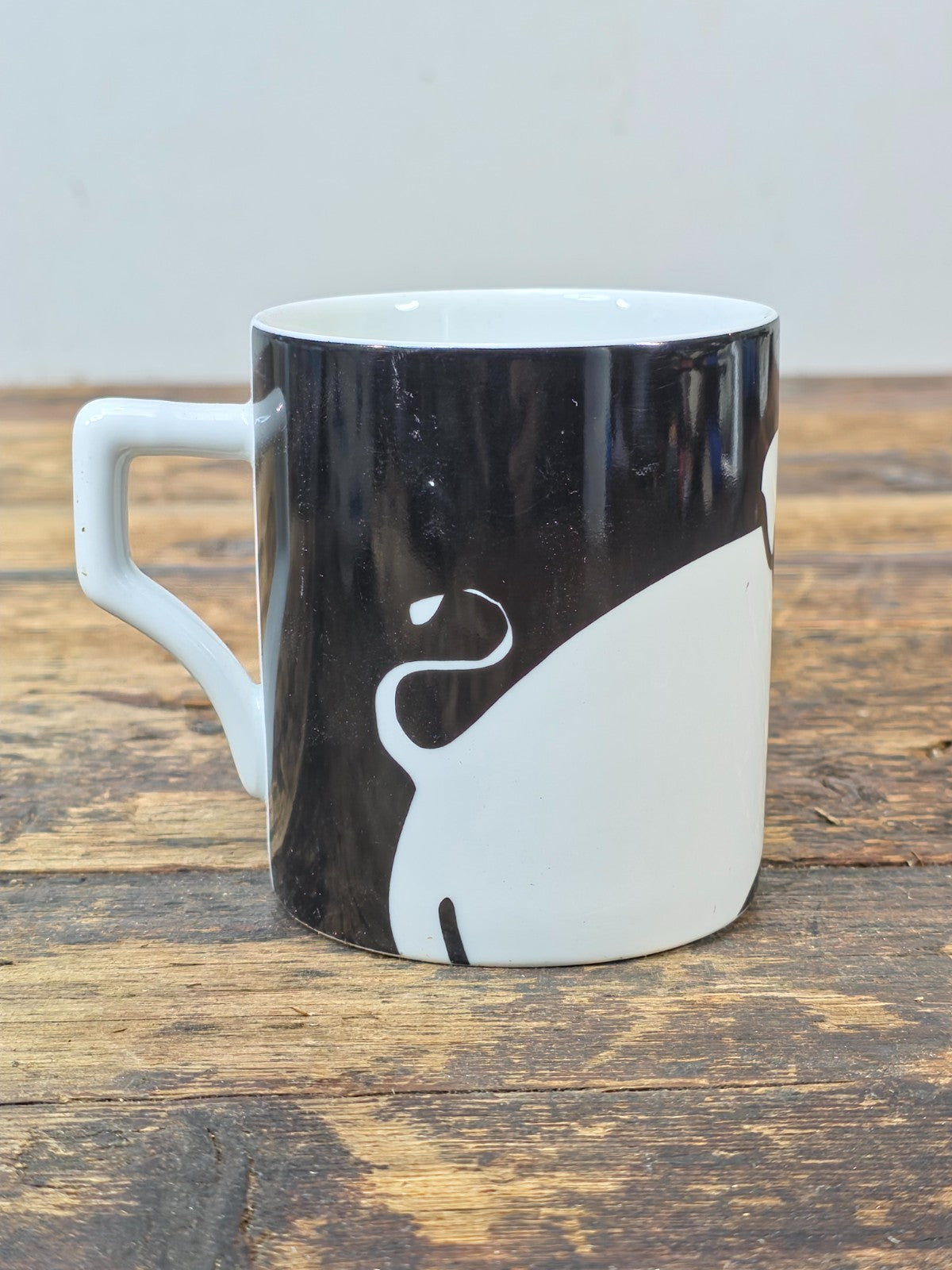 Grand Hotel by Andrew Martin – Black & White Elephant Coffee Mug