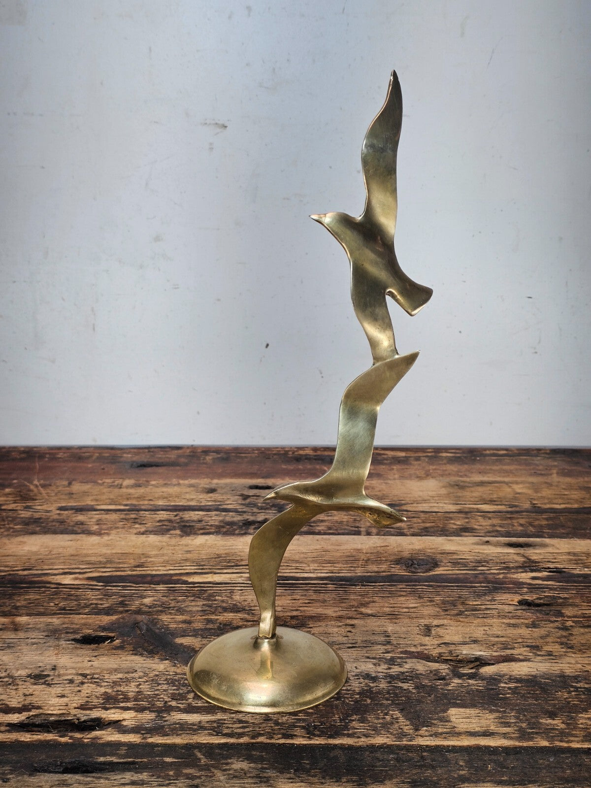 Elegant Mid-Century Modern Brass Seagulls Sculpture | 1970s Penco