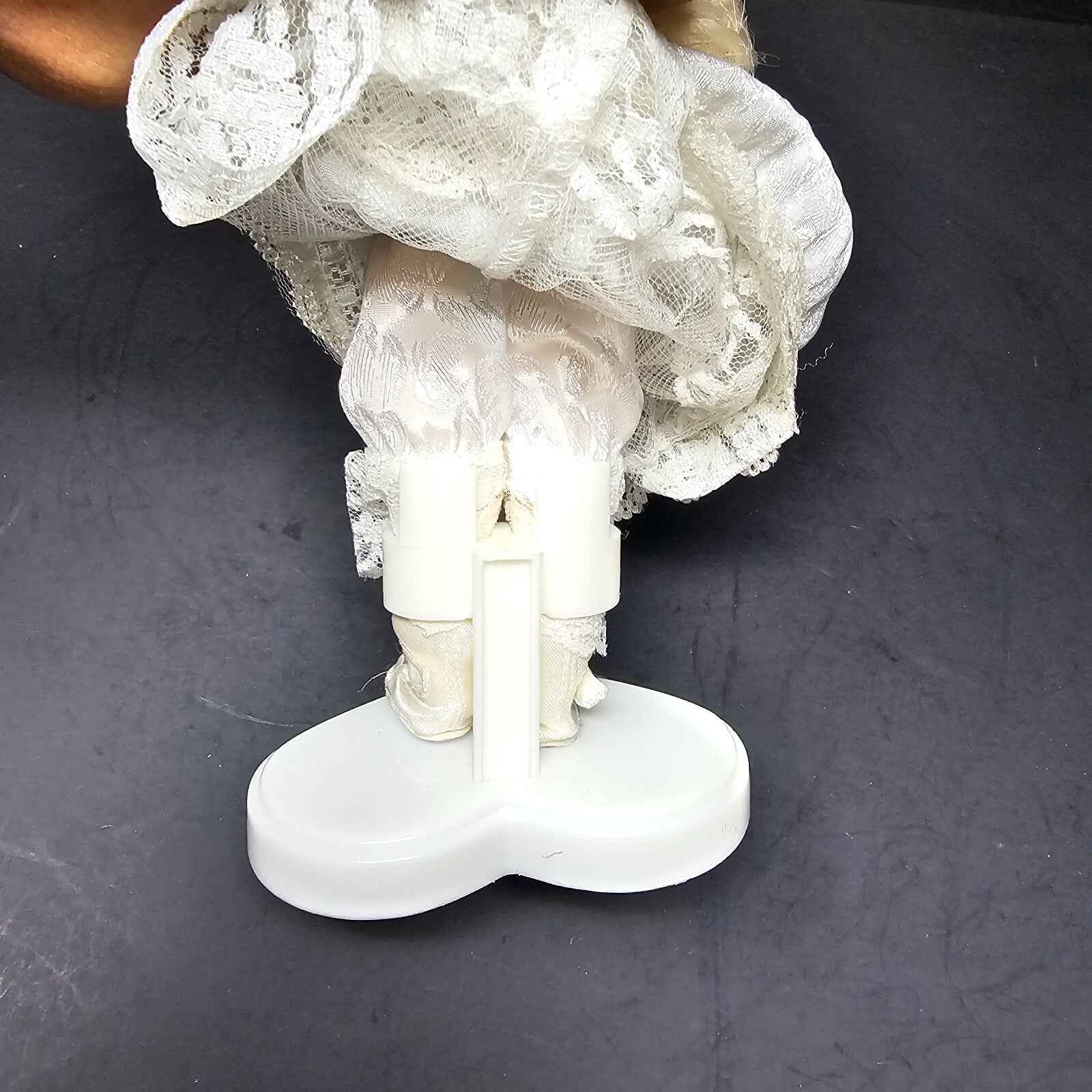 Vogue 8" Victorian Romance by Jessica McClintock With Stand