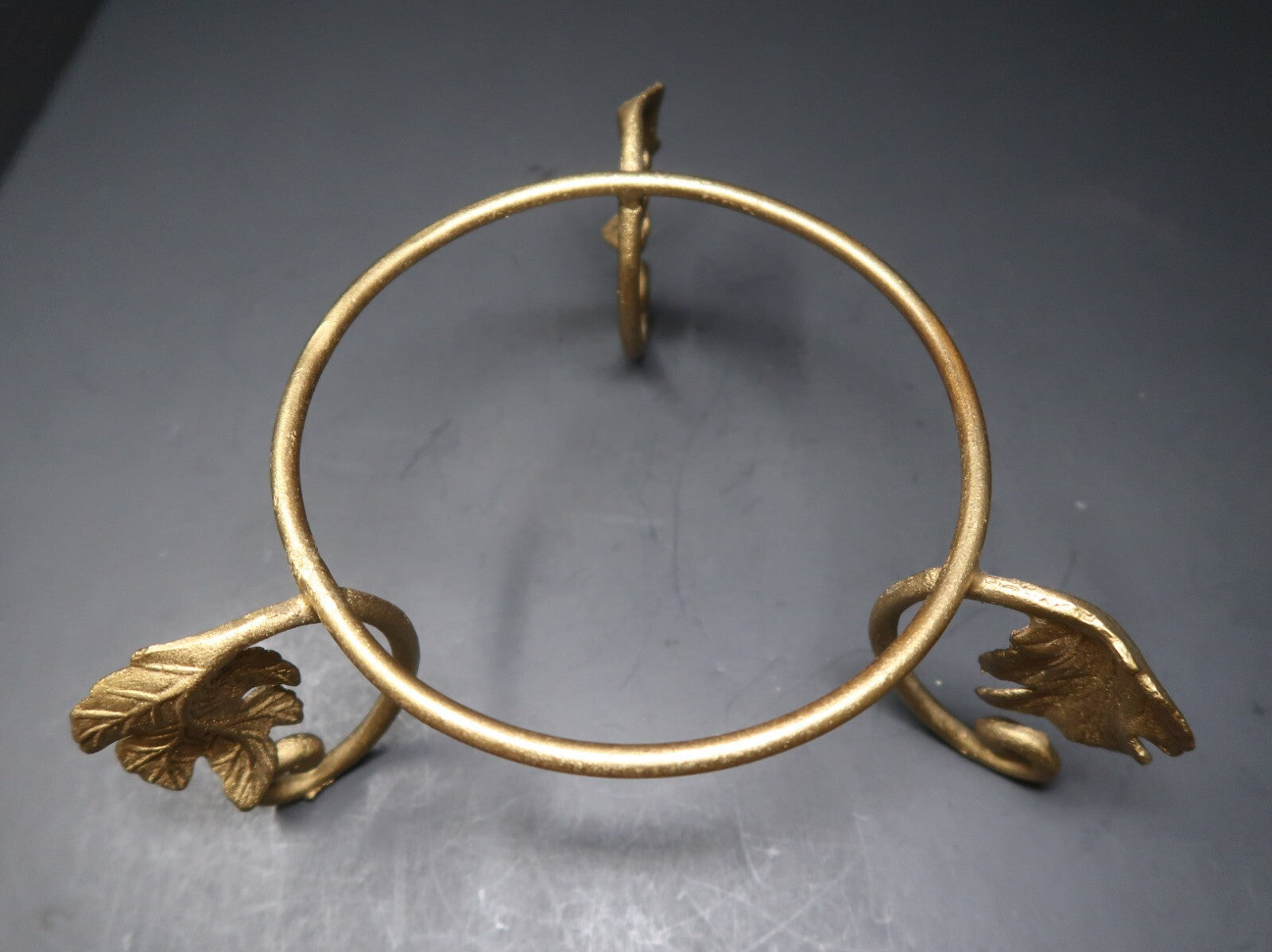 Crackle Glass Bowl on Metal Gold Autumn Leaf Stand