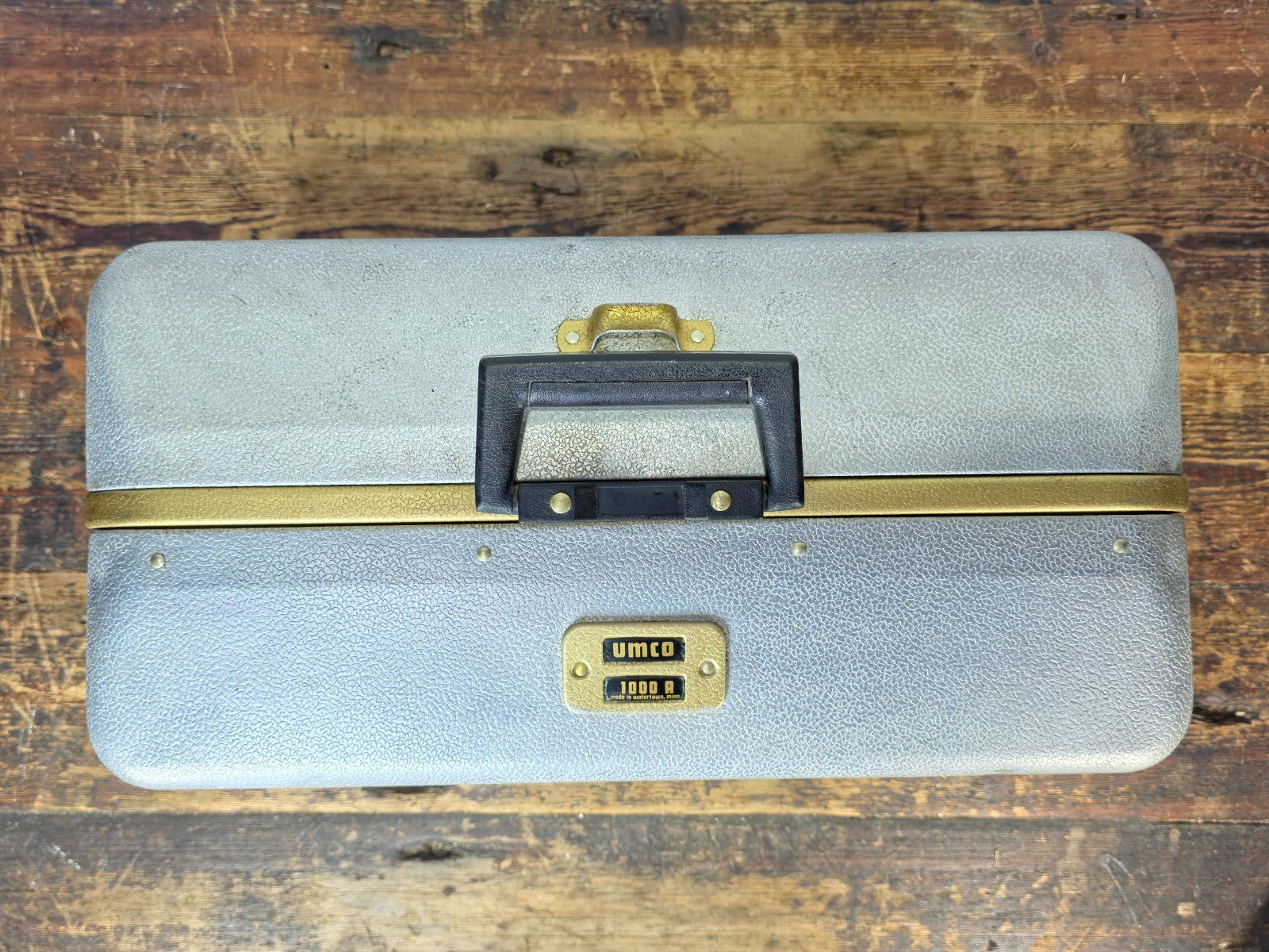 Vintage UMCO 1000A Aluminum Tackle Box 1960s 7-Tray Fishing Lure Case USA