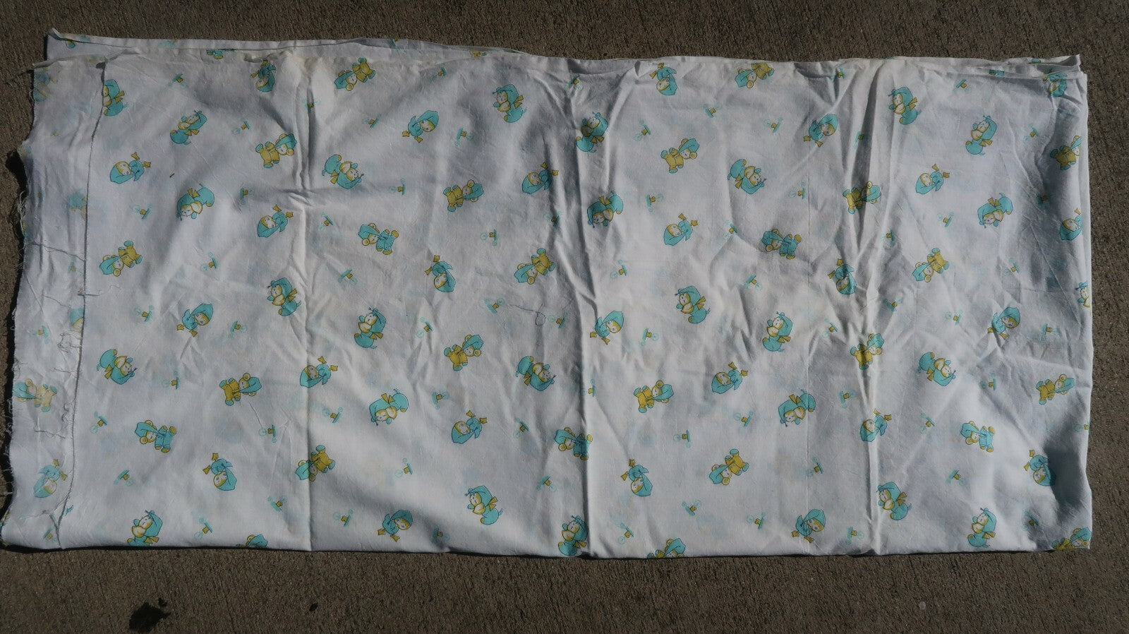 Nursery Animals Baby Woven Fabric Baby Animals Wearing Nightcap 42" x 168"