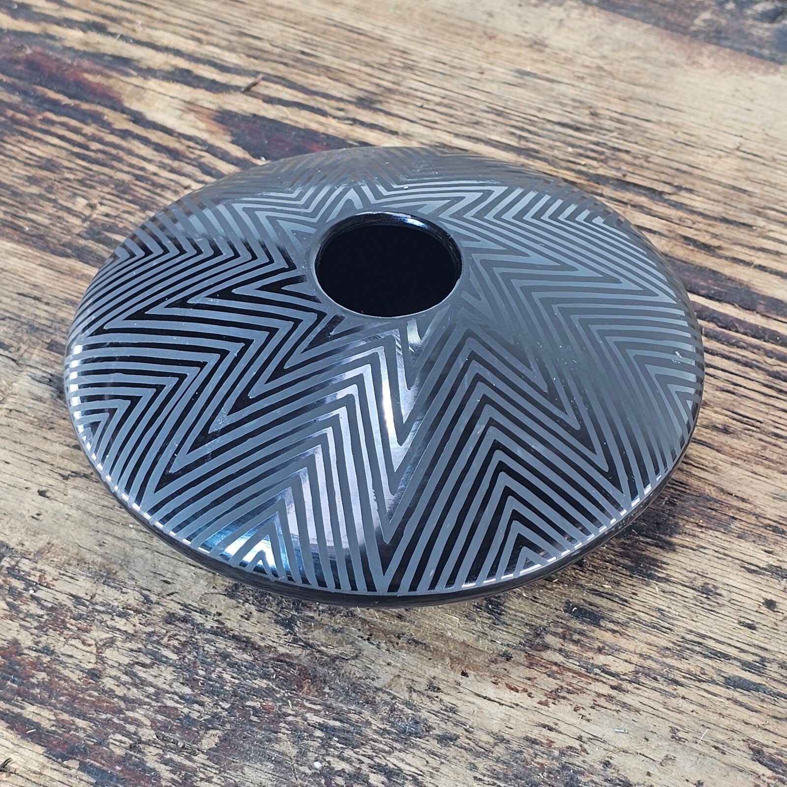 Mata Ortiz Geometric Black Pottery by Octavio Andrew 5"Diam x 2"H