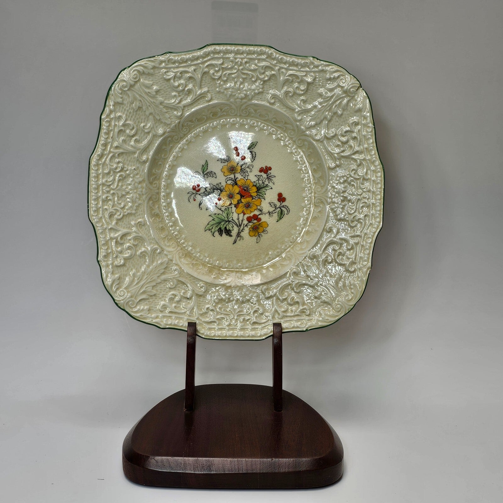 Ridgewood Royal Cauldon England Est 1774 Square Floral Ivory Dinner Plate 8 1/2"