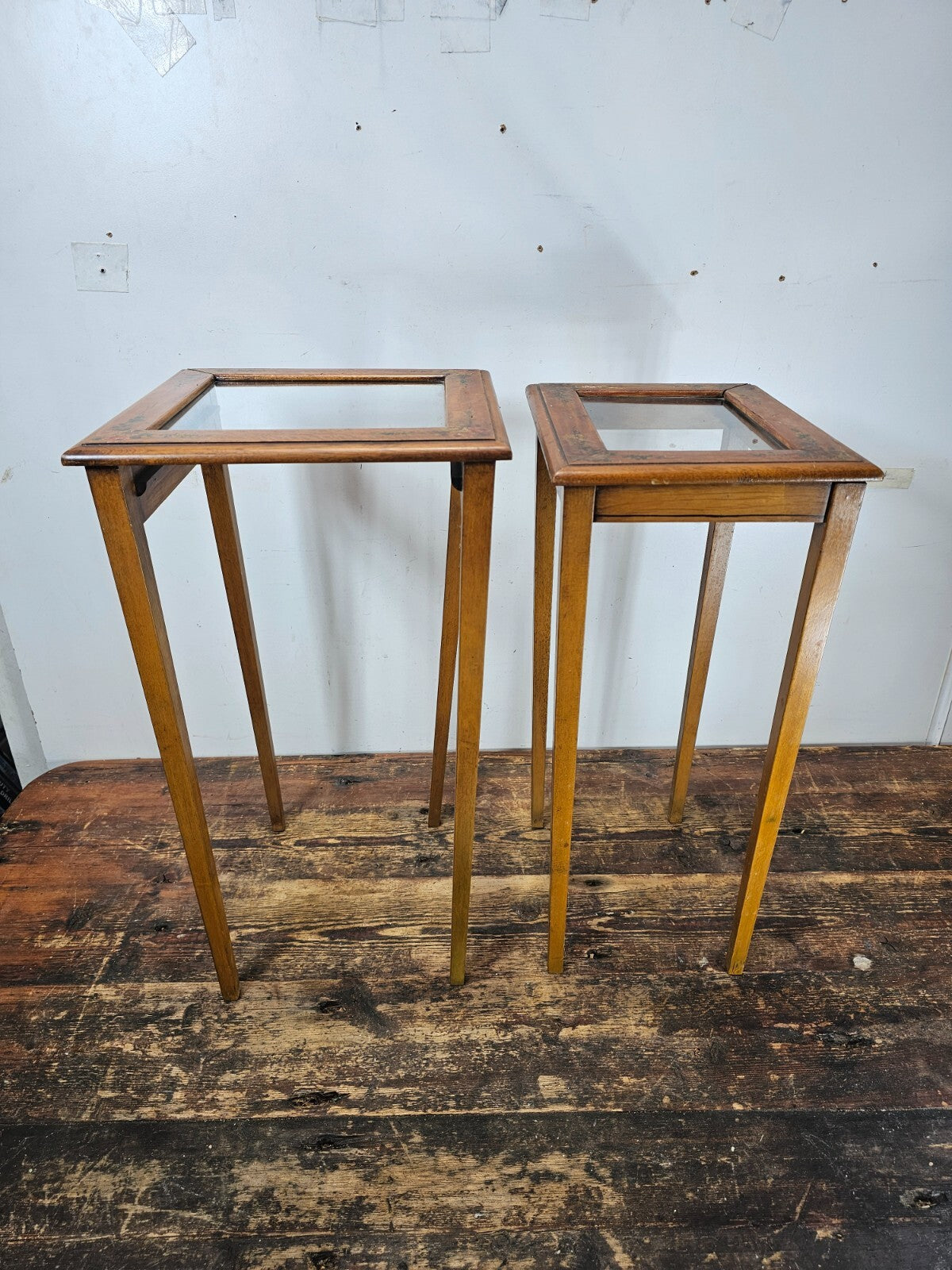 Antique 1920s FLINT & HORNER Hand-painted Nesting Tables with Pencil Post Legs
