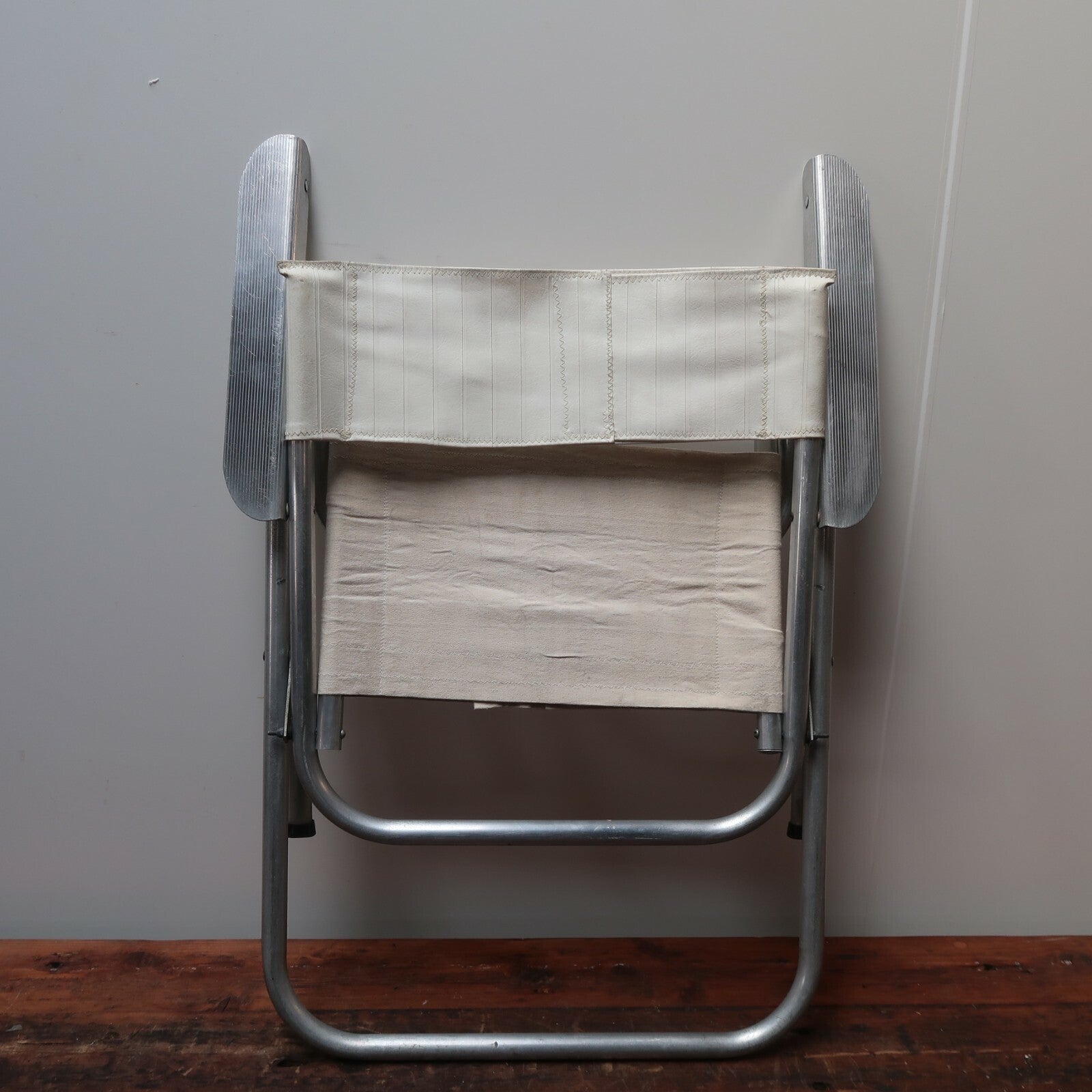Vintage Aluminum Lawn Beach Chair With Canvas Seat