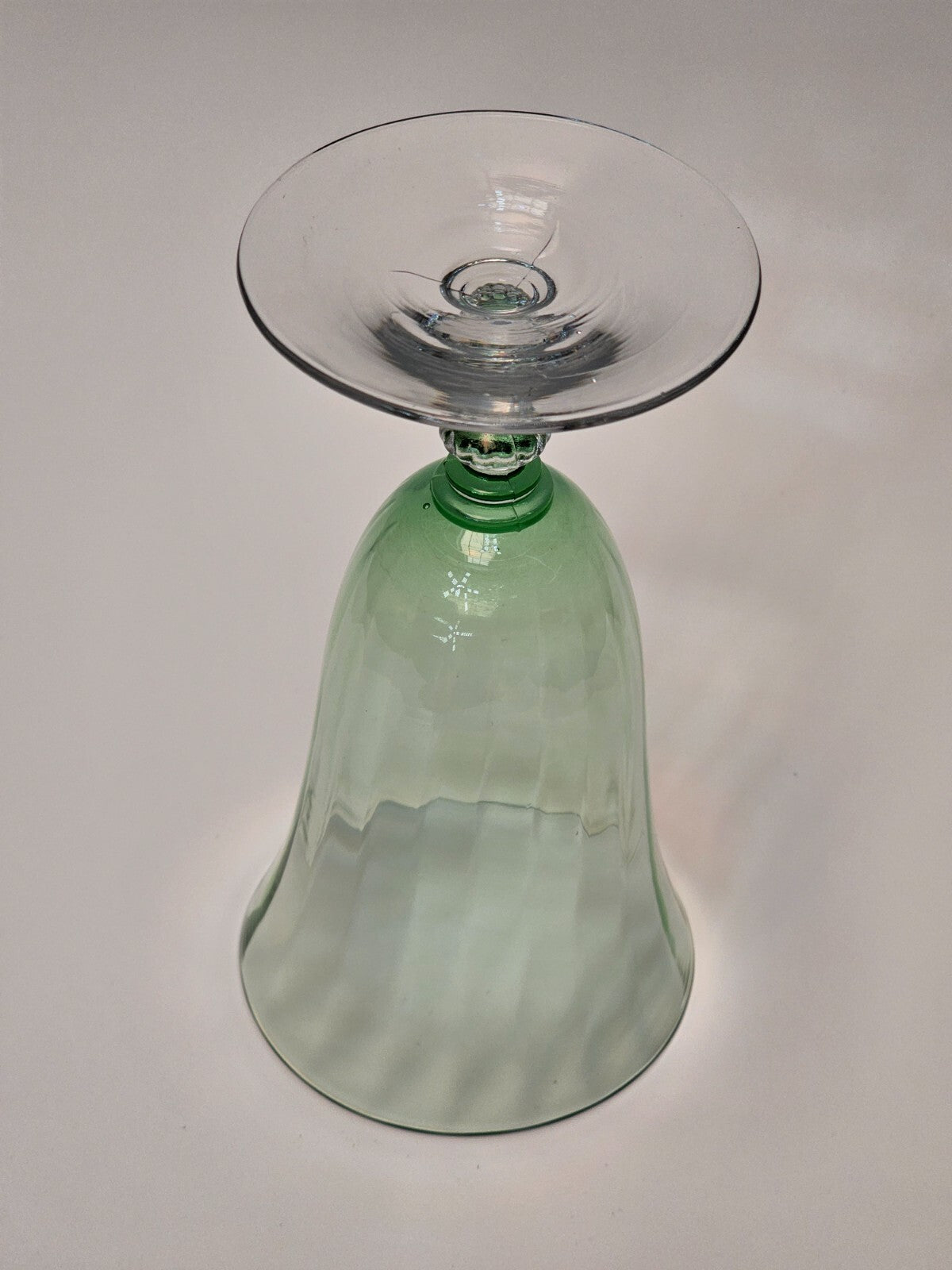 Huntington Glass X101 Green Iced Tea 6.5" H