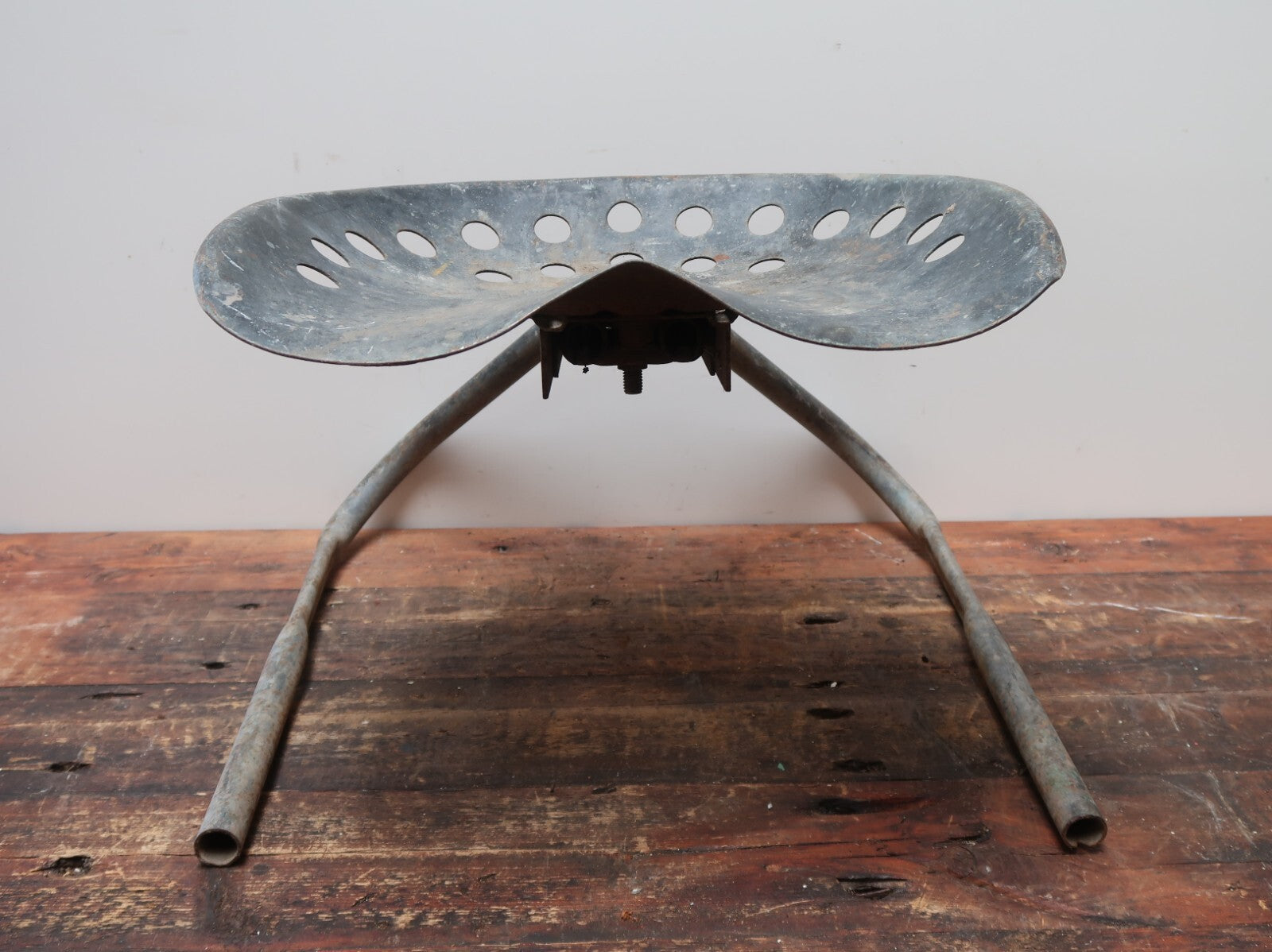 Vintage Tractor Seat Stool Chair Industrial Farmhouse Rustic