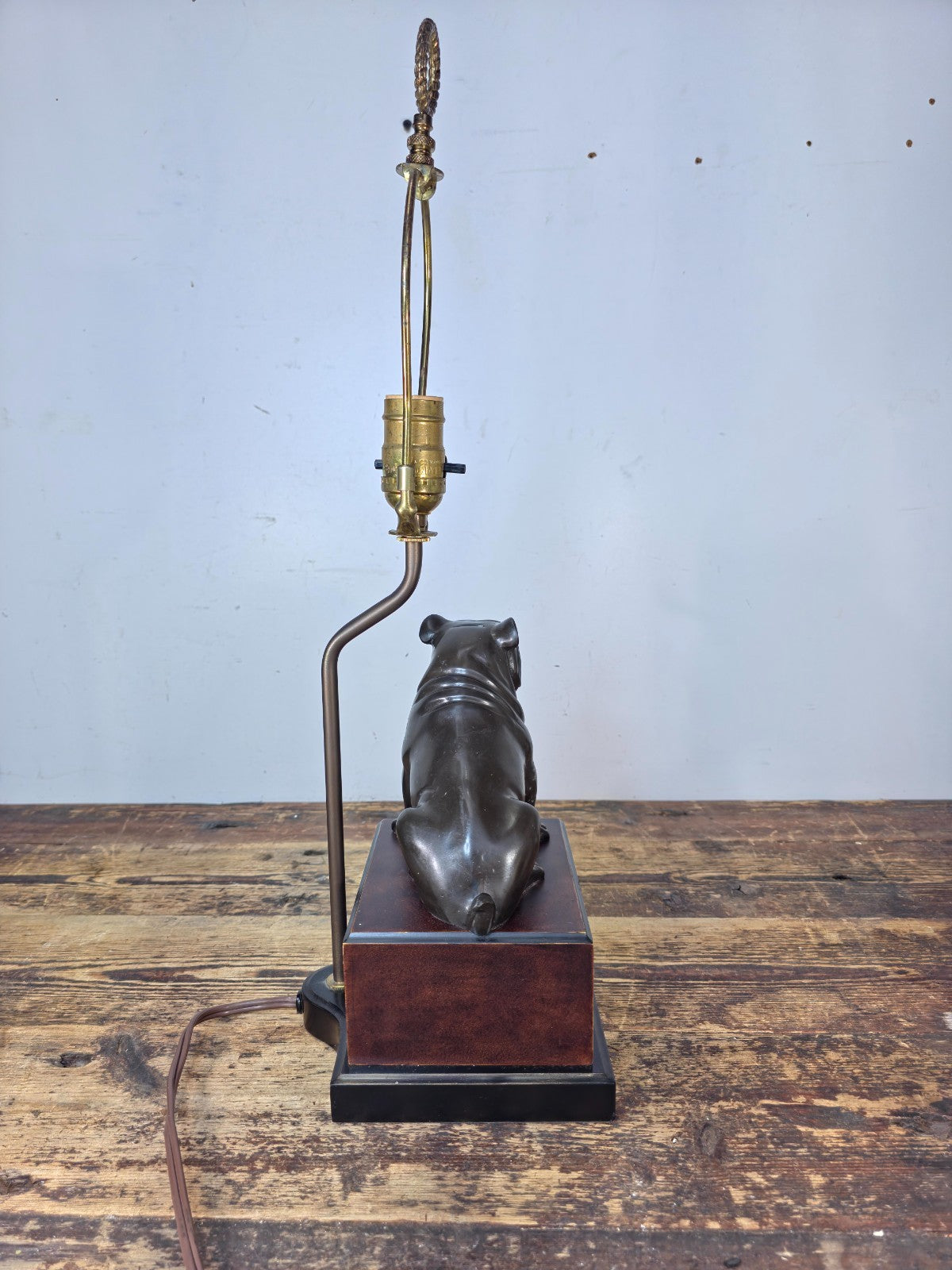Vintage Bronze-Tone Metal Bulldog Table Lamp — SF Bay Trading