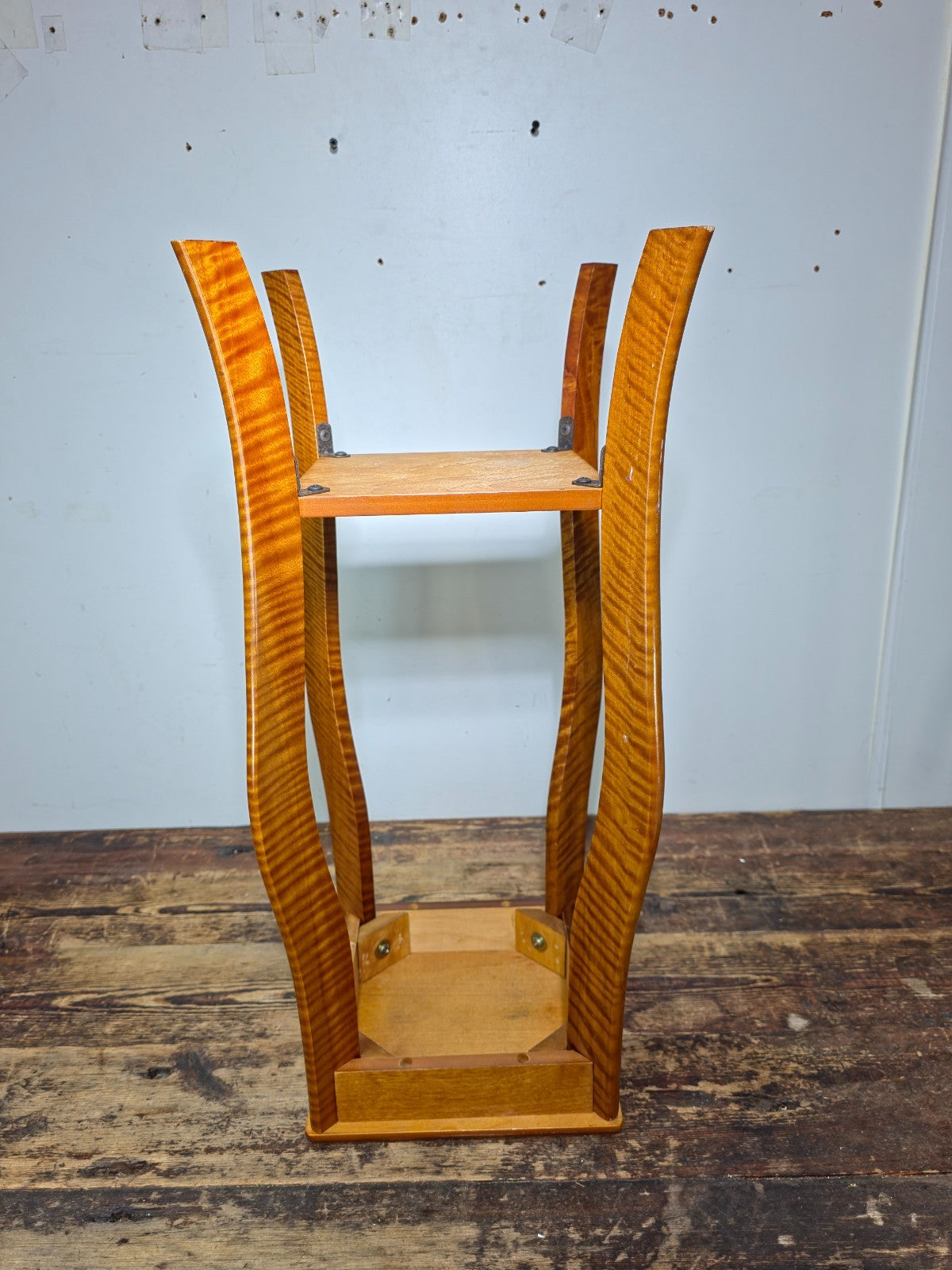 Vintage Mid-Century Style Tiger Maple Finish Pedestal Plant Stand 2-Tier 24.5"
