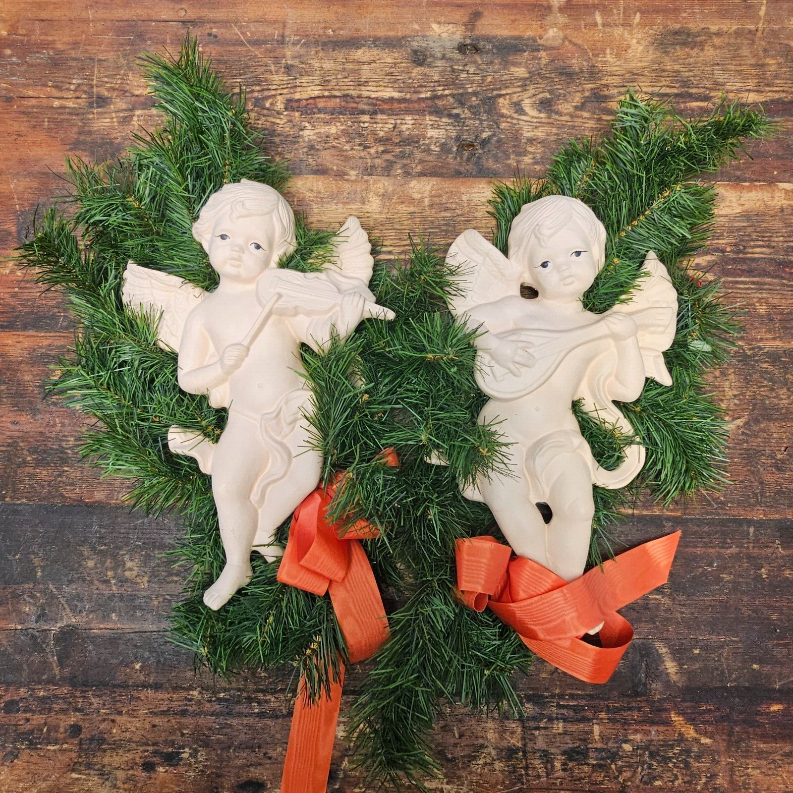 Christmas Wreath Sign 27” Diameter With 5 Bisque Angels.