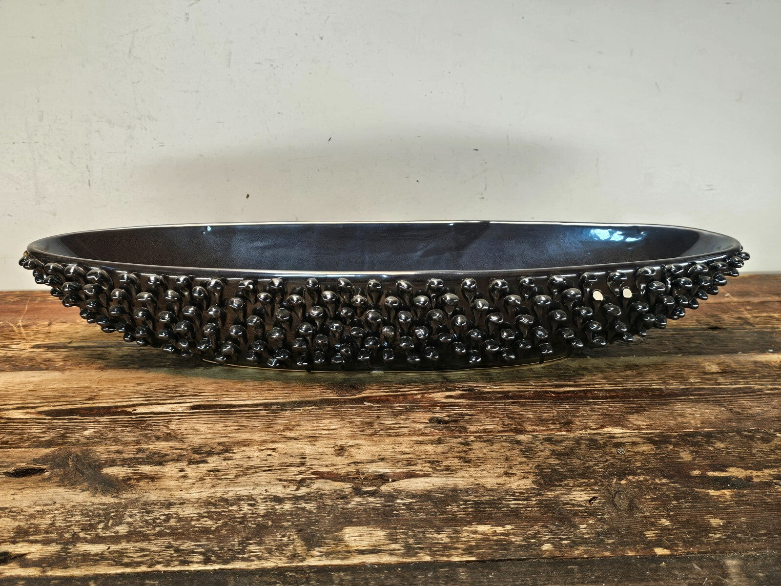 Modern Design Oval Spiked Ceramic Bowl 8.25"W x 23"L x 3.75"H