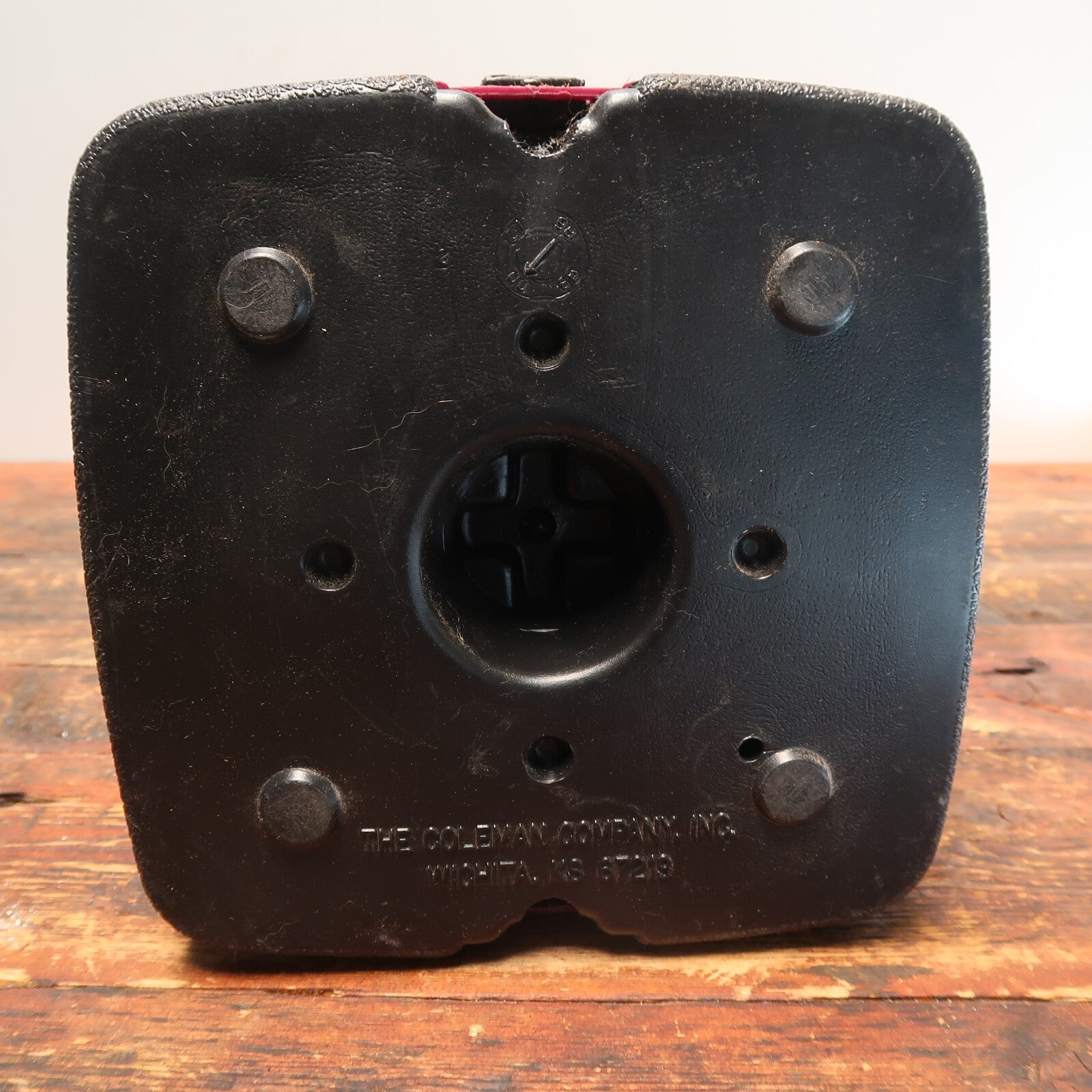 Century Double Mantle Lantern Model 7210 With Coleman Propane Lantern Case