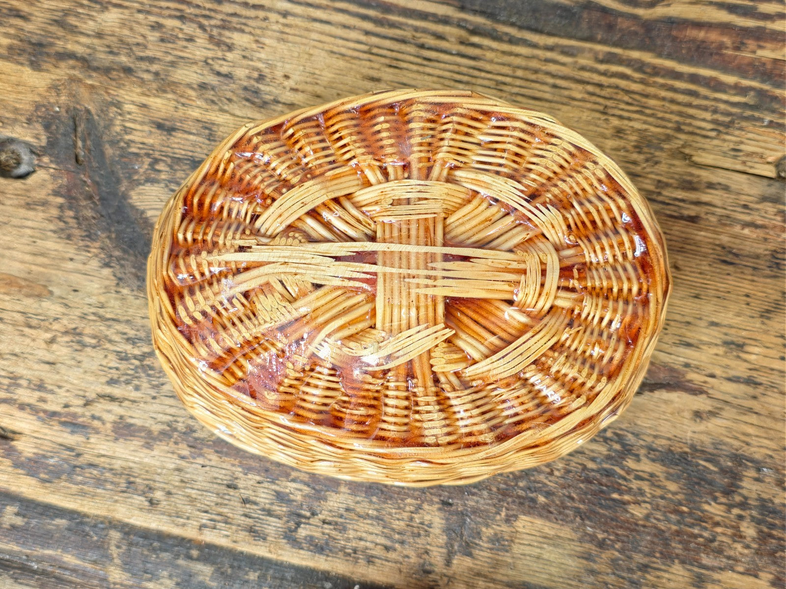 Vintage Resin Coated Wicker Basket with Pinecones and Red Berries Lid