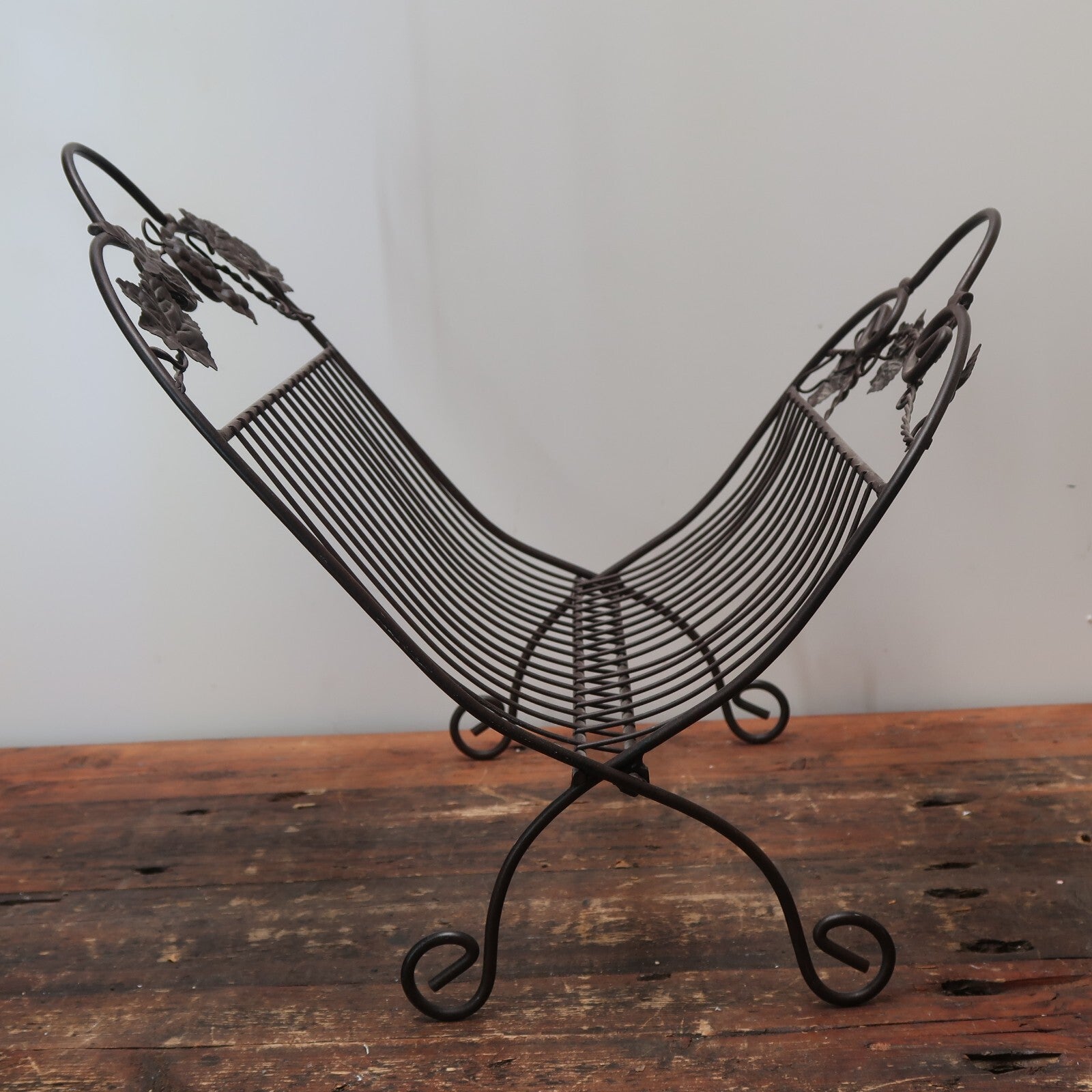 Dark Brown Iron Wire Magazine Rack Grapes H 15.5" x W 16" x D 18.5"