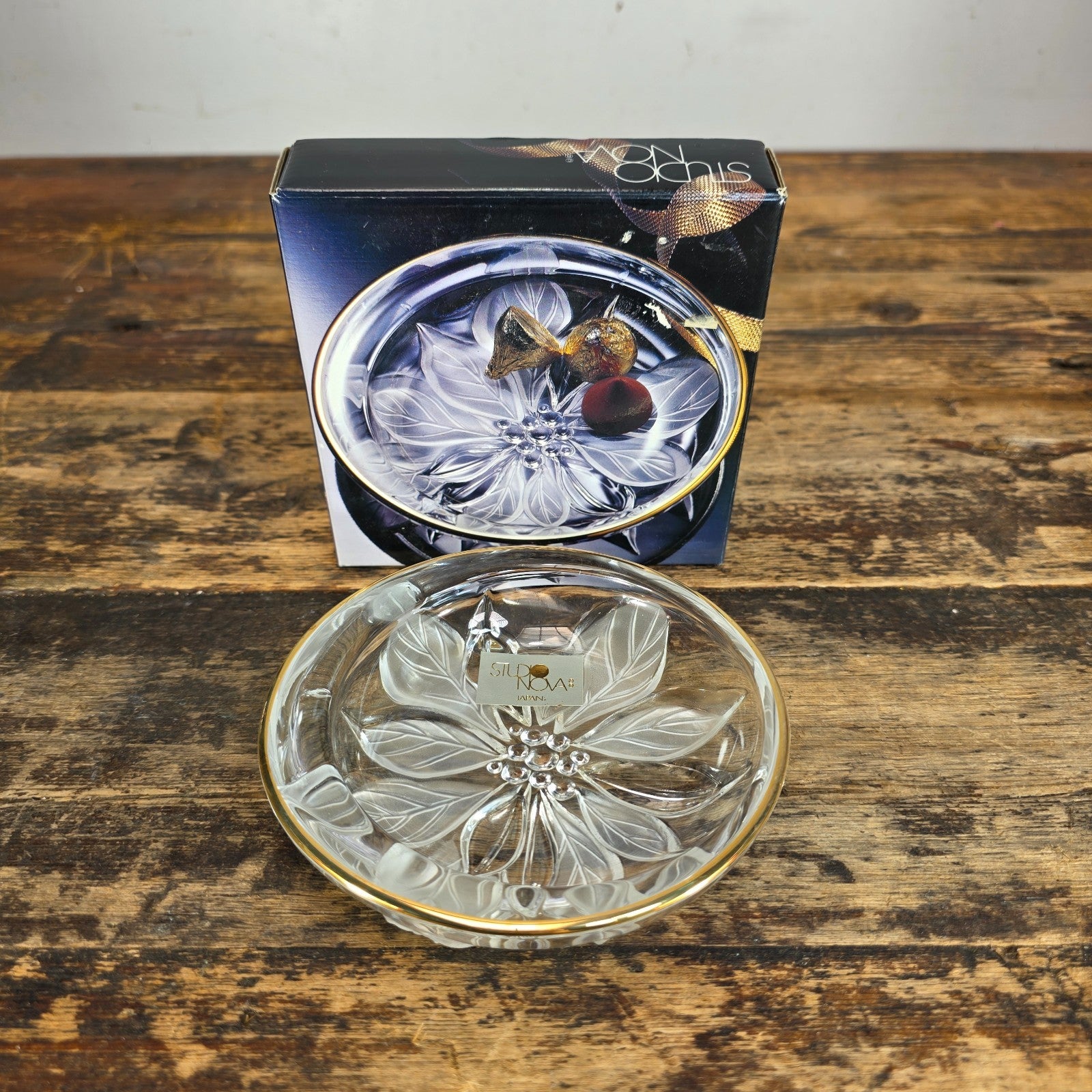 Studio Nova Japan by Mikasa Gilded Poinsettia Candy Dish Gold Rim Crystal 5.25"