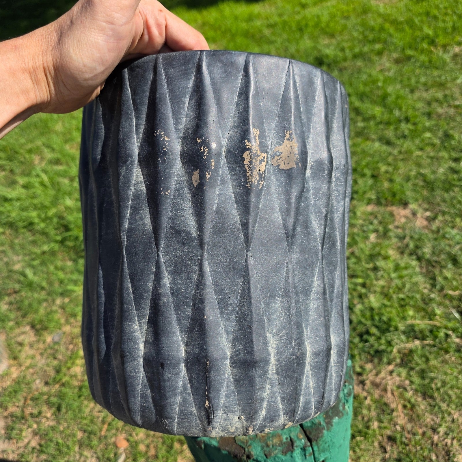 Graphite Fiber-Cement Faceted Planter Diamond Texture 10"Dia x 11"H