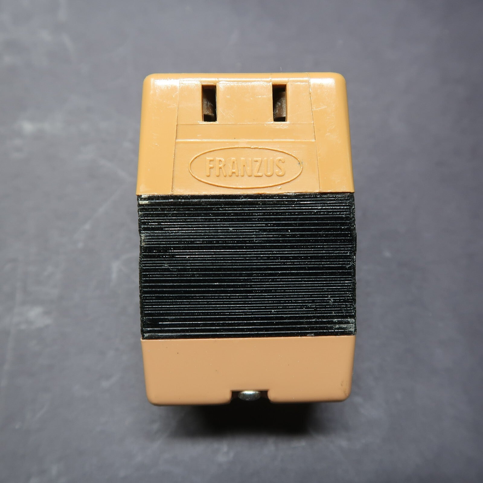 Franzus Deluxe Foreign Electricity Converter Kit Model TK-16