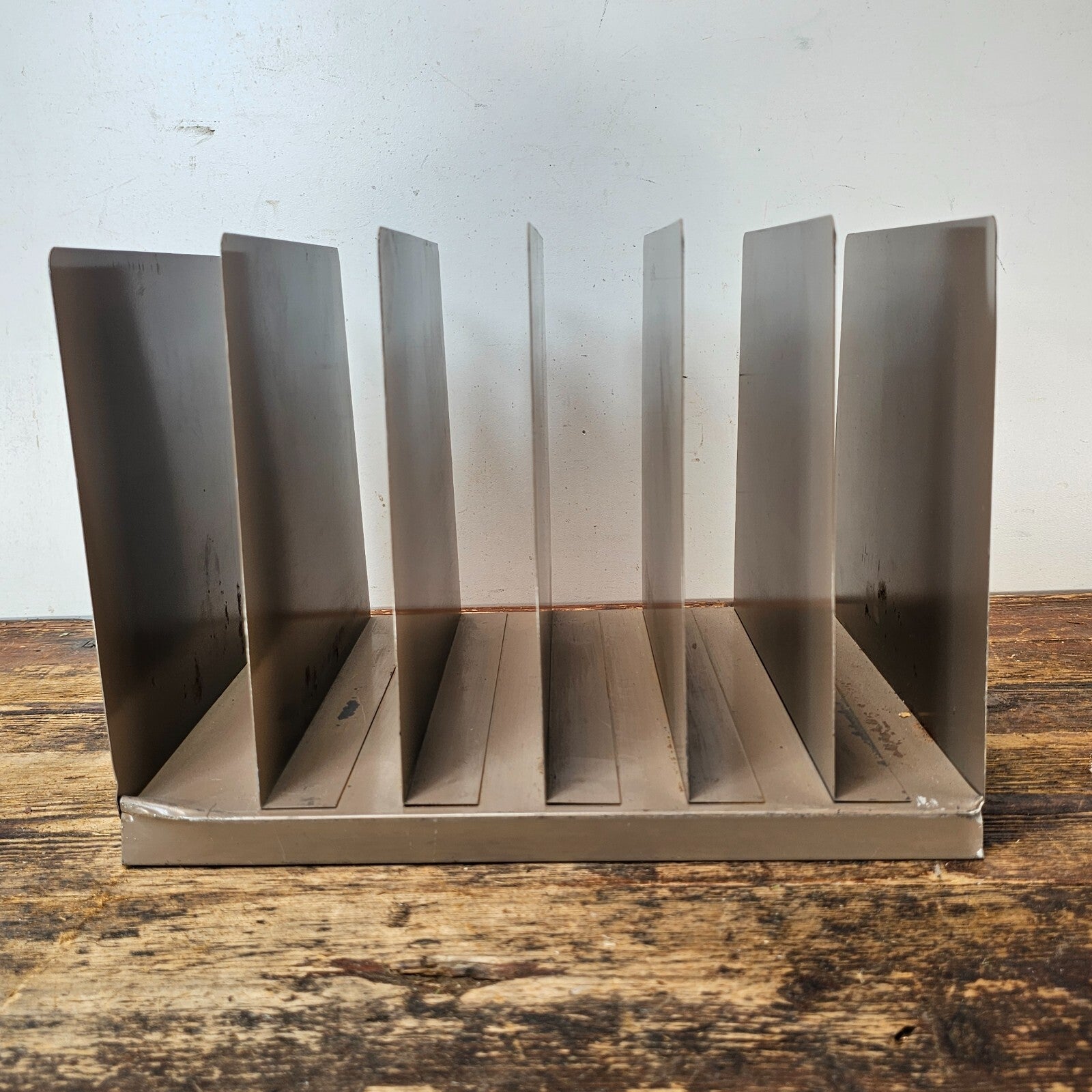 Vintage Hunt LIT-NING 6 Compartment Desktop File Organizer