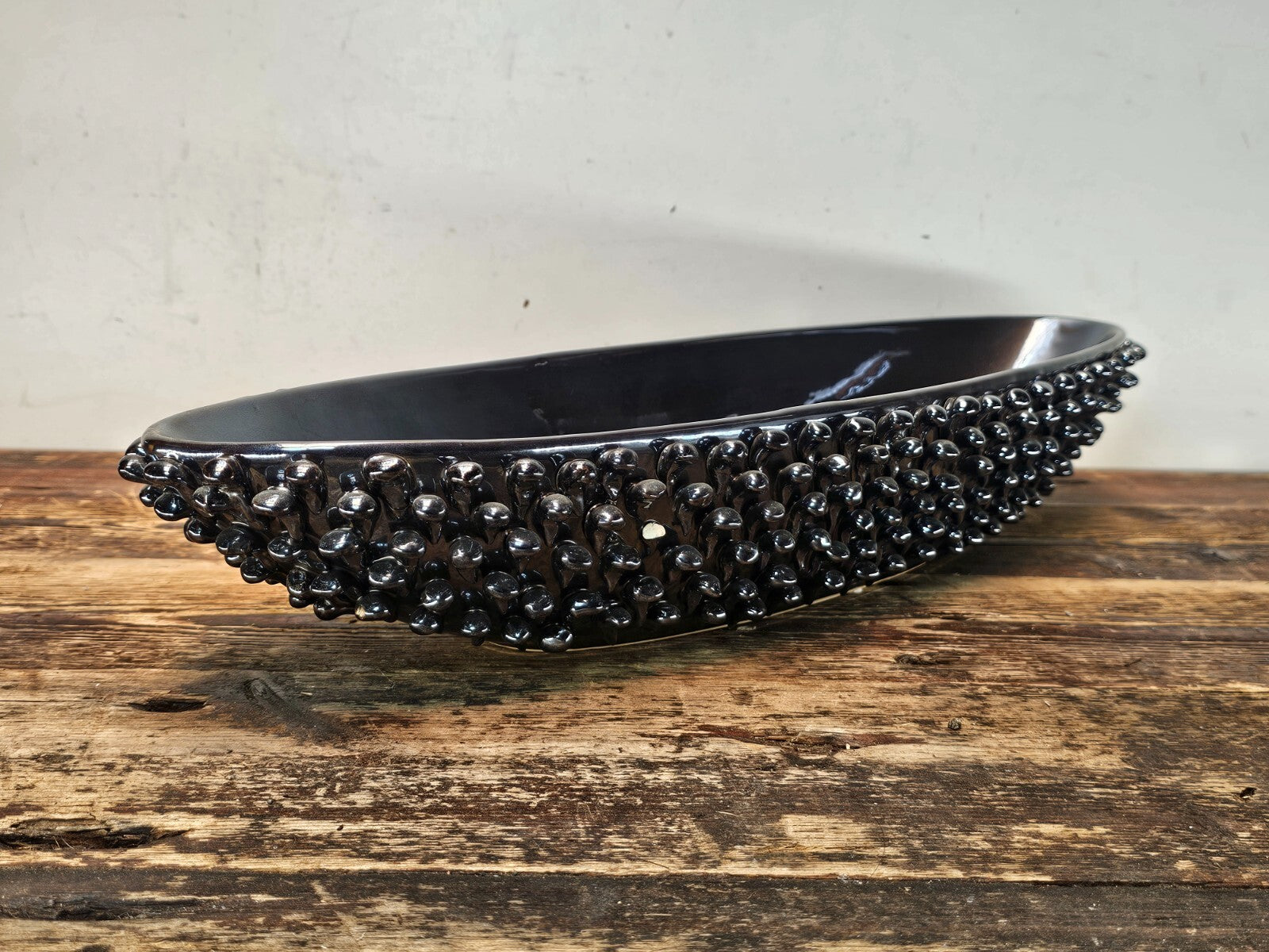 Modern Design Oval Spiked Ceramic Bowl 8.25"W x 23"L x 3.75"H