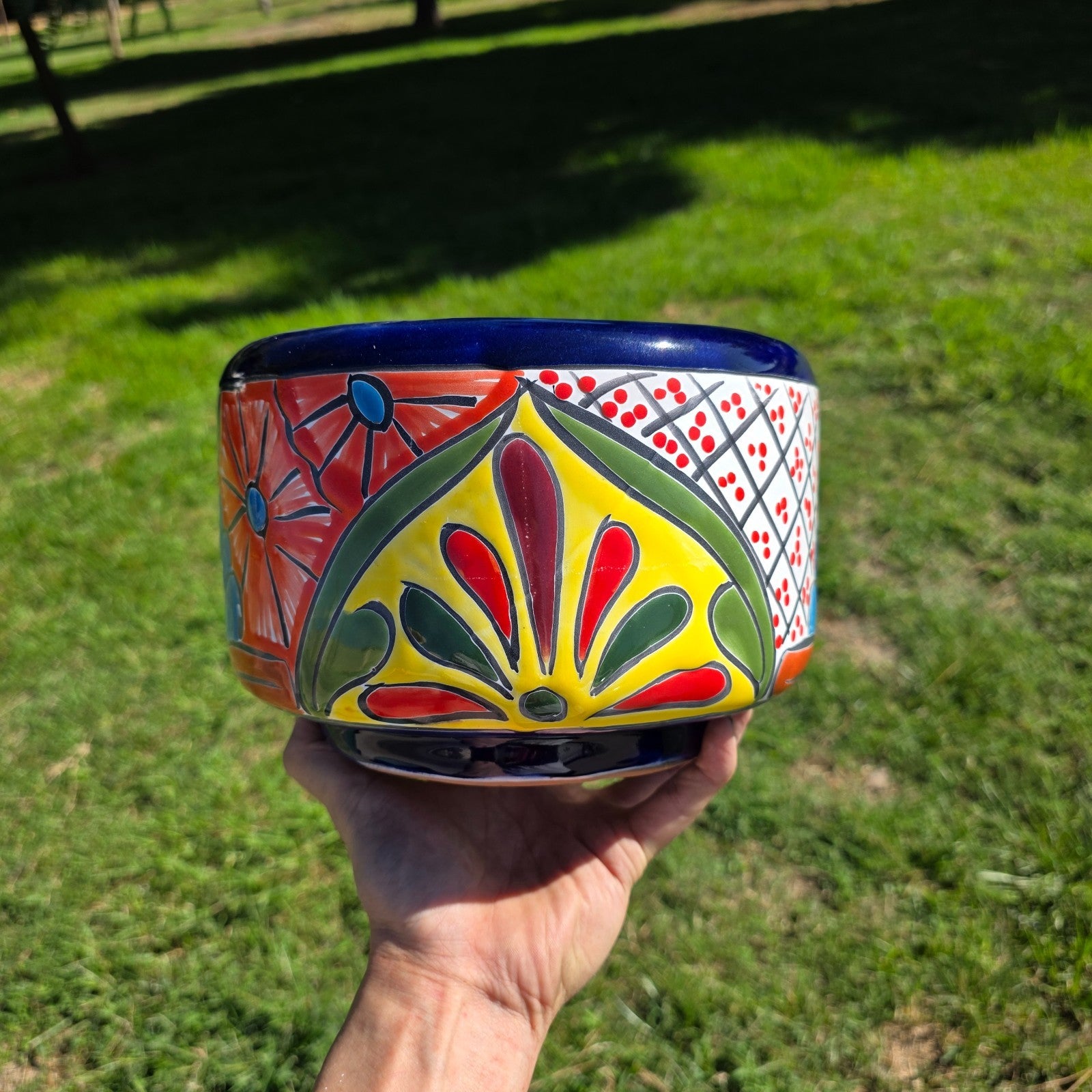 Mexican Talavera Style Hand-Painted Pottery Planter Pot 8.5"Dia x 6"H
