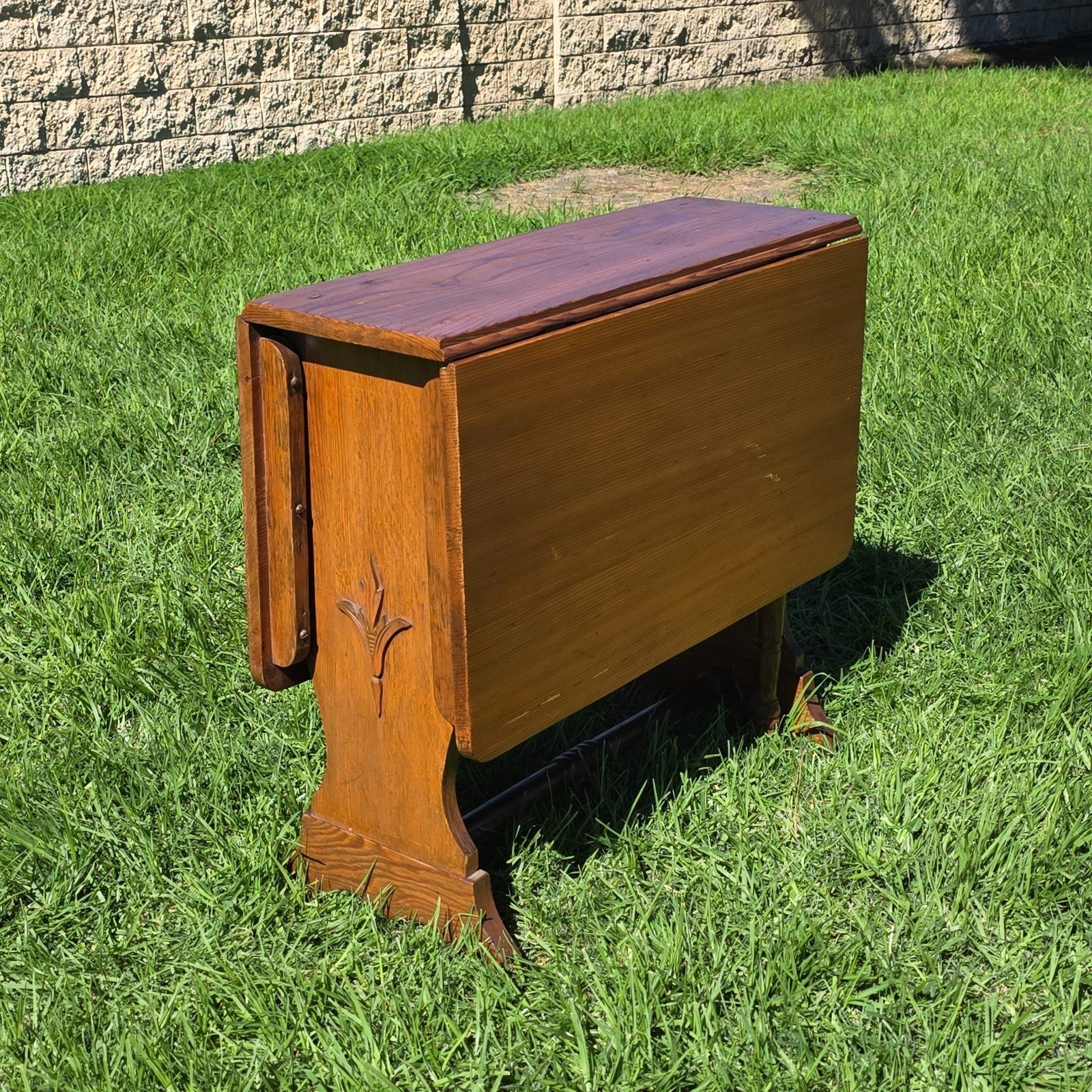 Arts & Crafts / Mission Style Drop Leaf Table Solid Pine & Oak Hand Carved c1930