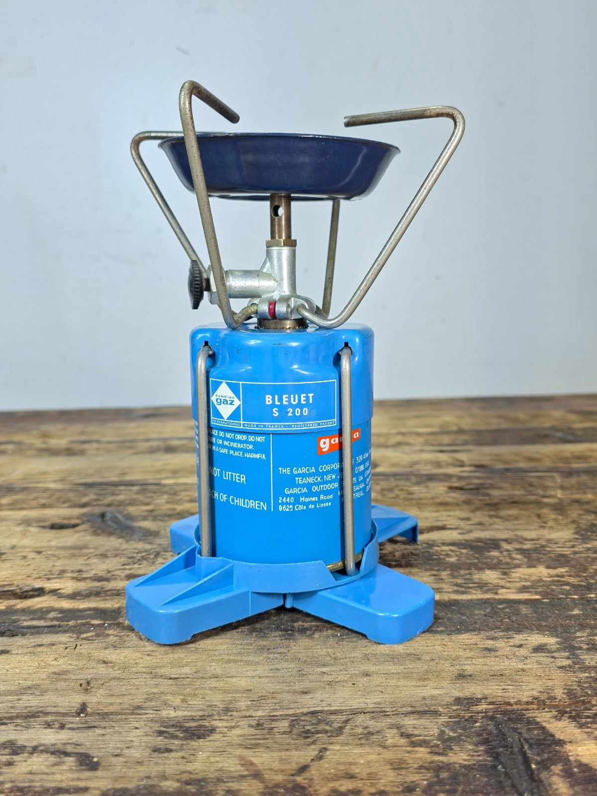 Vintage Camping Gaz “Bleuet S200” Portable Gas Stove – France, 1970s–80s