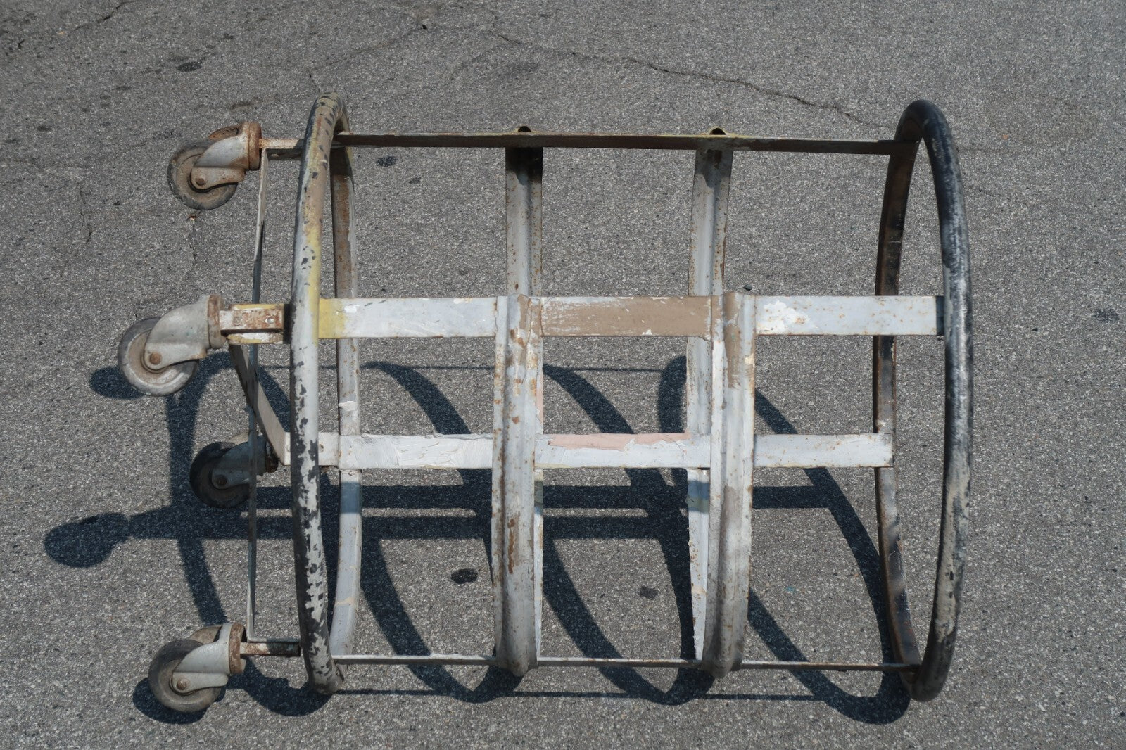 Industrial Cart Round Hamper Trash Can Dolly Wheels Colson Corp. Dia 24" x H 31"