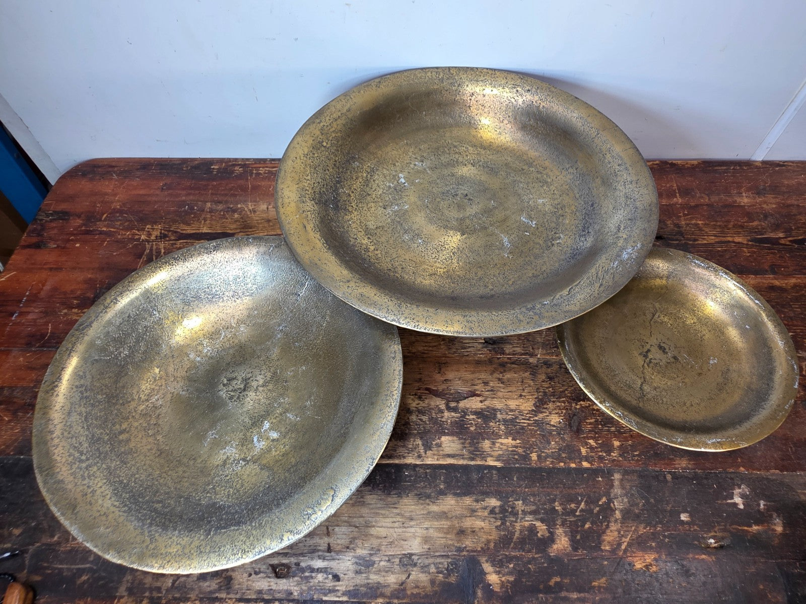 Set of 3 Gold Pedestal Display Dishes — Cast Aluminum, Textured Finish