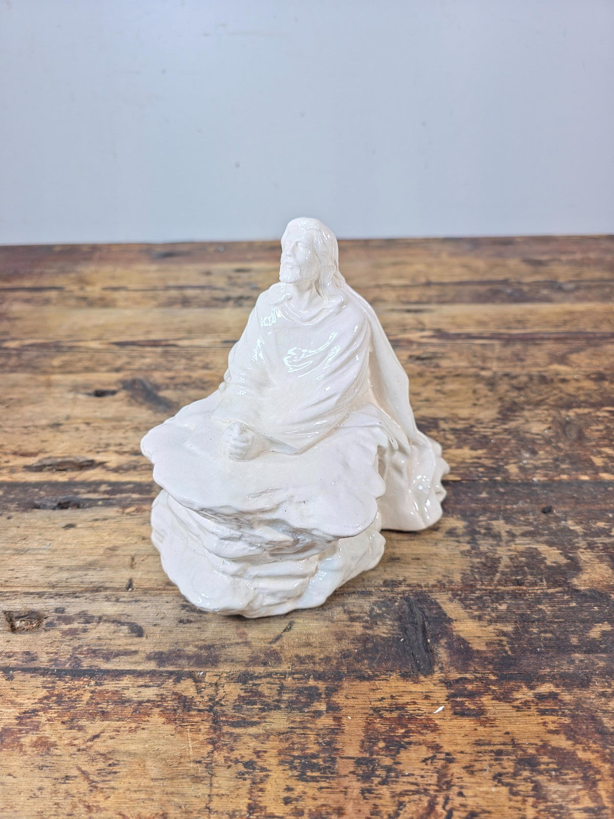 Vintage Byron Molds Jesus at the Rock White Glazed Ceramic Statue 7"