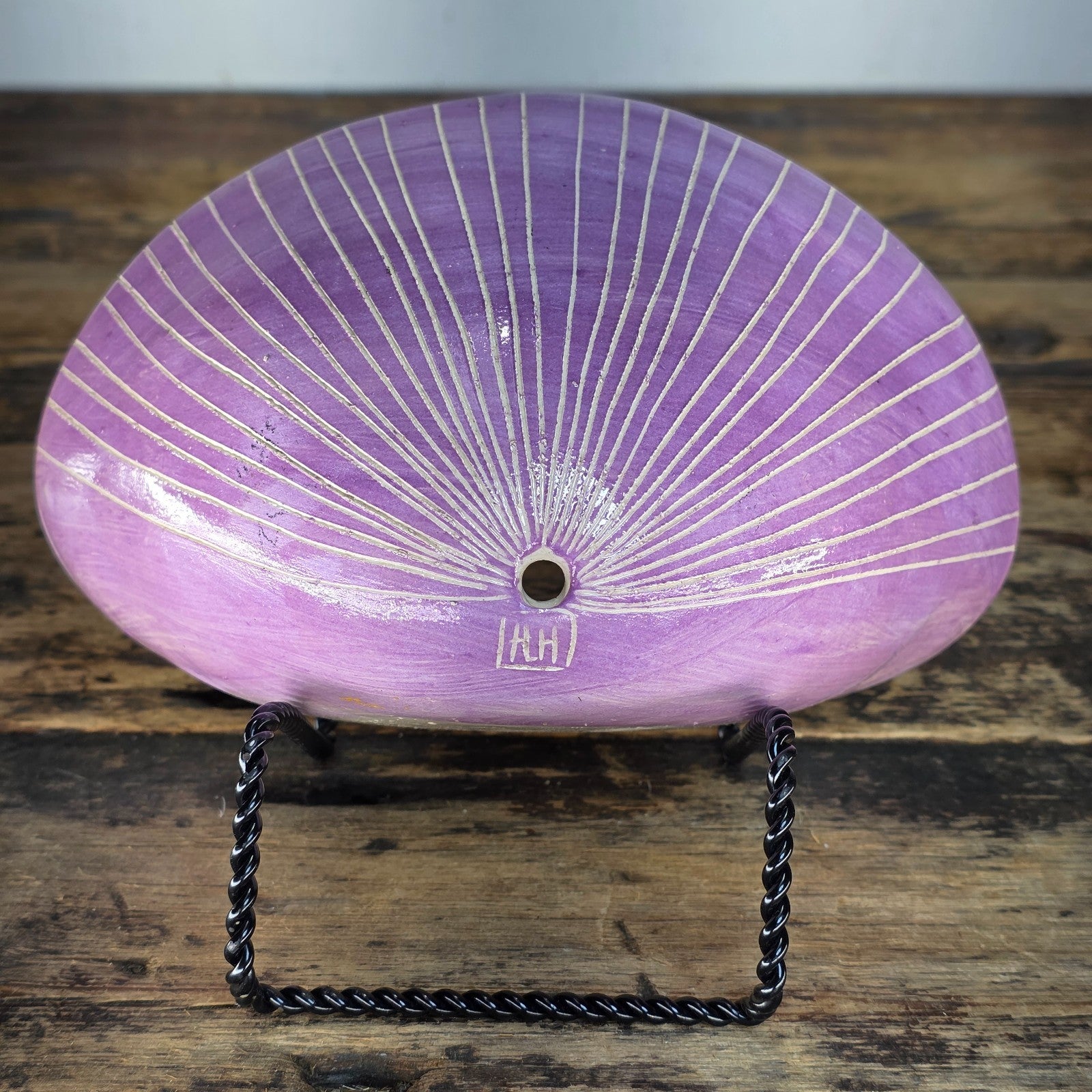 Handmade Terracotta Wall Pocket Wall Planter (Purple, Sgraffito Vertical Lines)