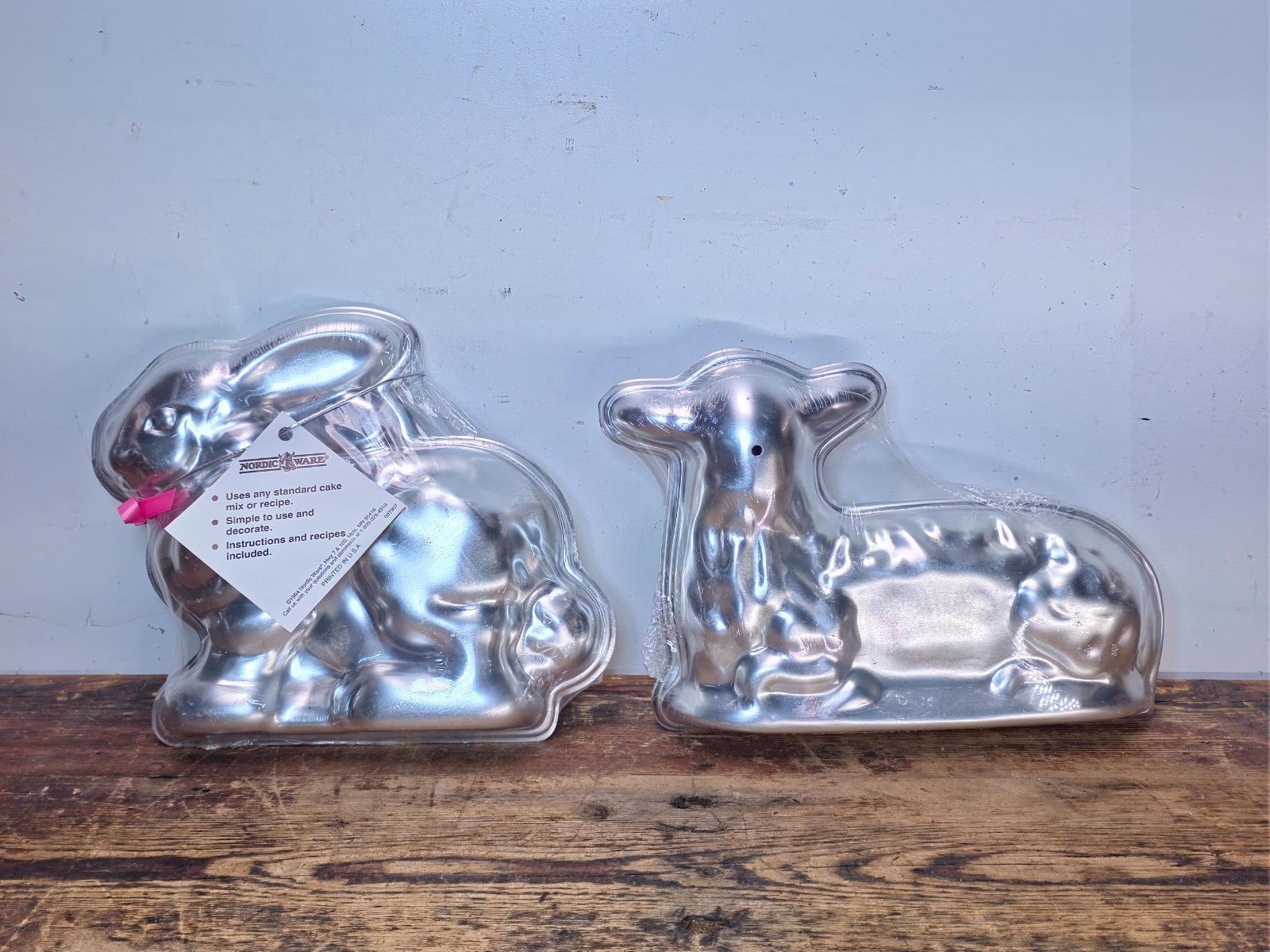 Set of 2 Nordic Ware 3-D Stand Up Cake Pans — Rabbit & Lamb
