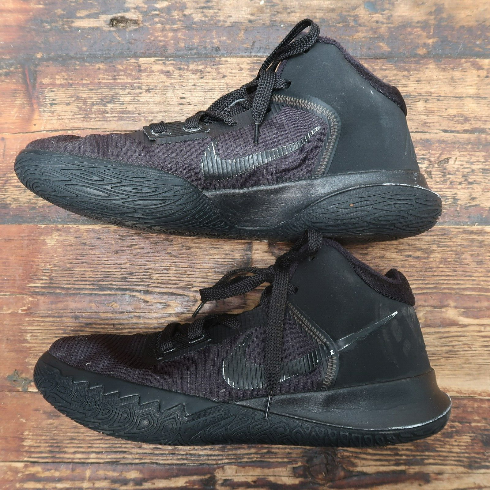 Nike Kyrie Flytrap IV Basketball Shoes Black CT1972-001 size 10 (A)