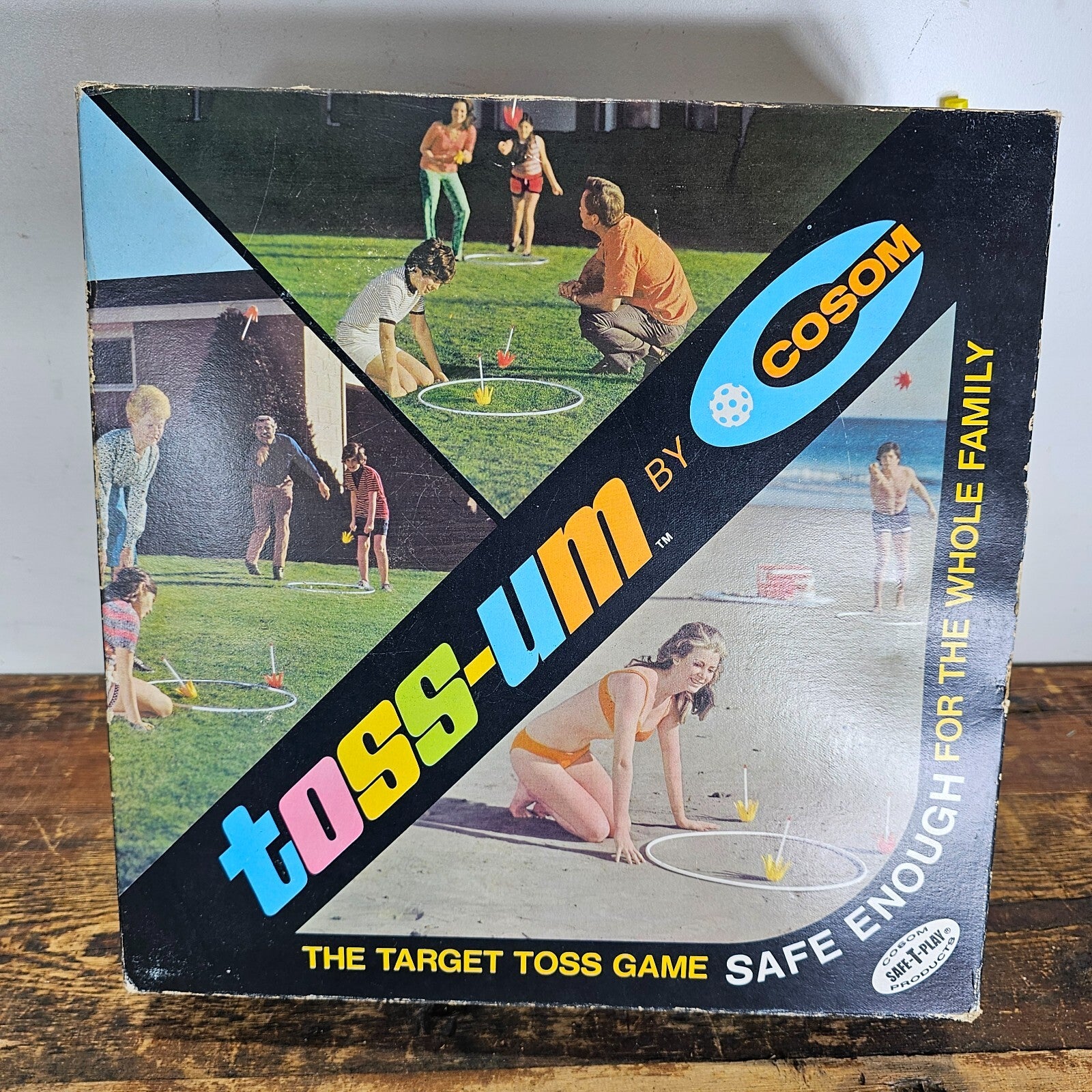 TOSS-UM Plastic Dart Ring Toss Game COSOM USA 70's Vintage
