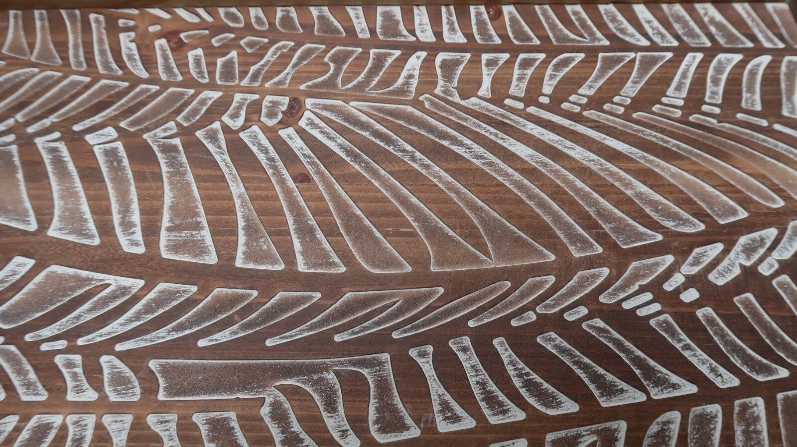 Leaf Design Wood Wall Decor 31" H x W 16" x 1" D