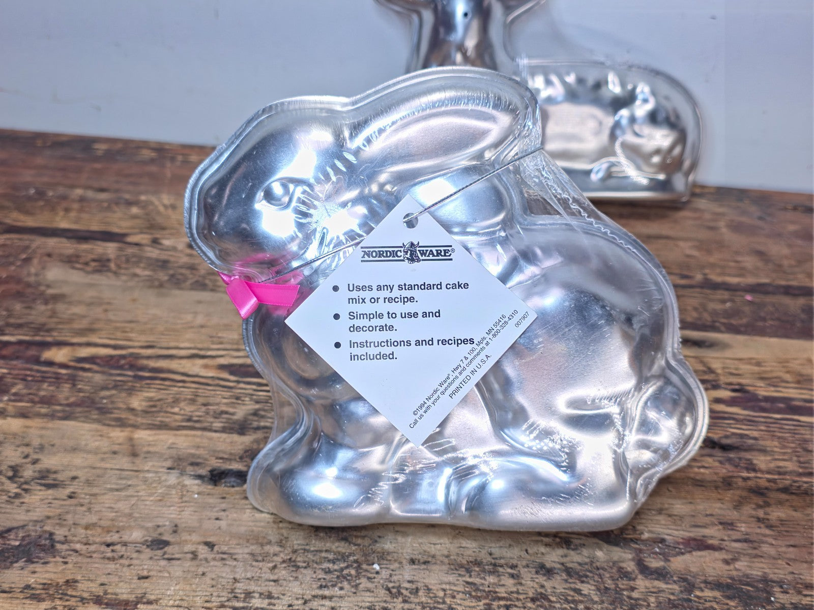 Set of 2 Nordic Ware 3-D Stand Up Cake Pans — Rabbit & Lamb