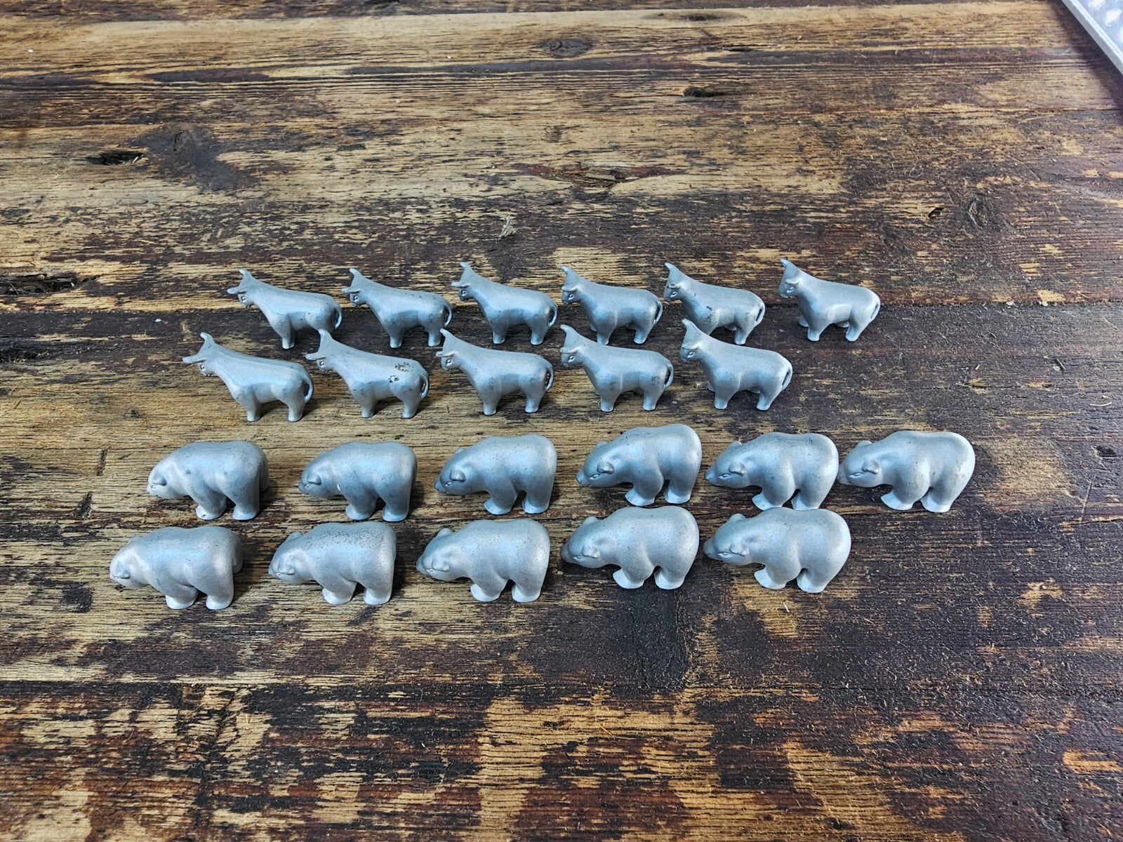 Game Pieces Only Zinc Alloy 11 Bears and 11 Bulls Figurines