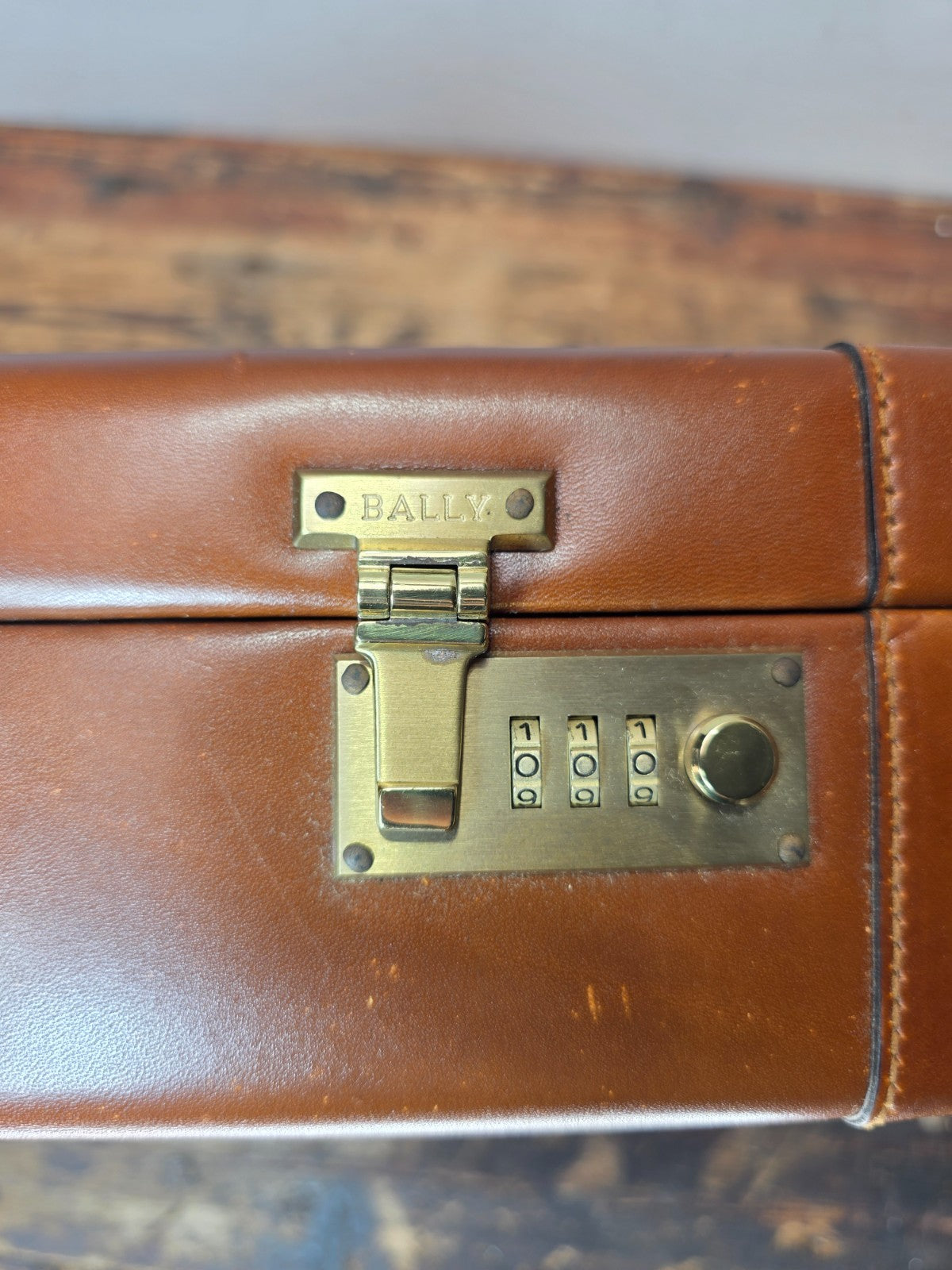 Bally Italy Leather Attache Briefcase CEO President Hard Case with Dust Cover