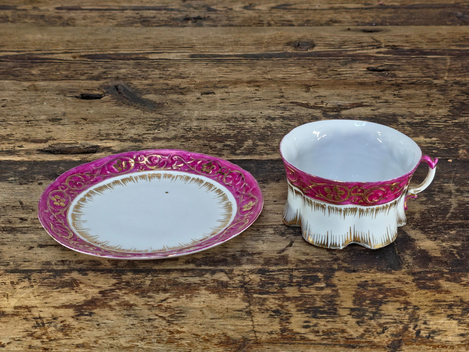 Vintage English Pink & Gilded Gold Porcelain Cup & Saucer – Beautiful Condition