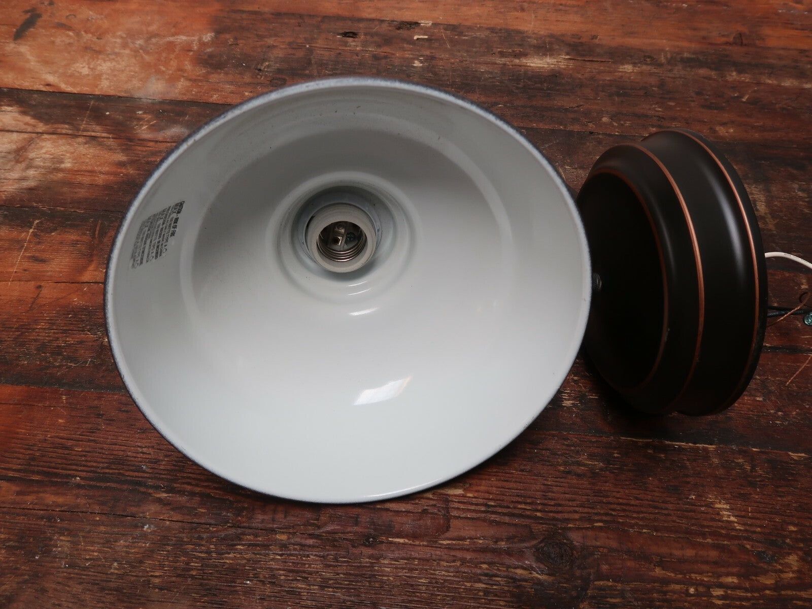 Barn Light 1-Light Outdoor Wall Mount