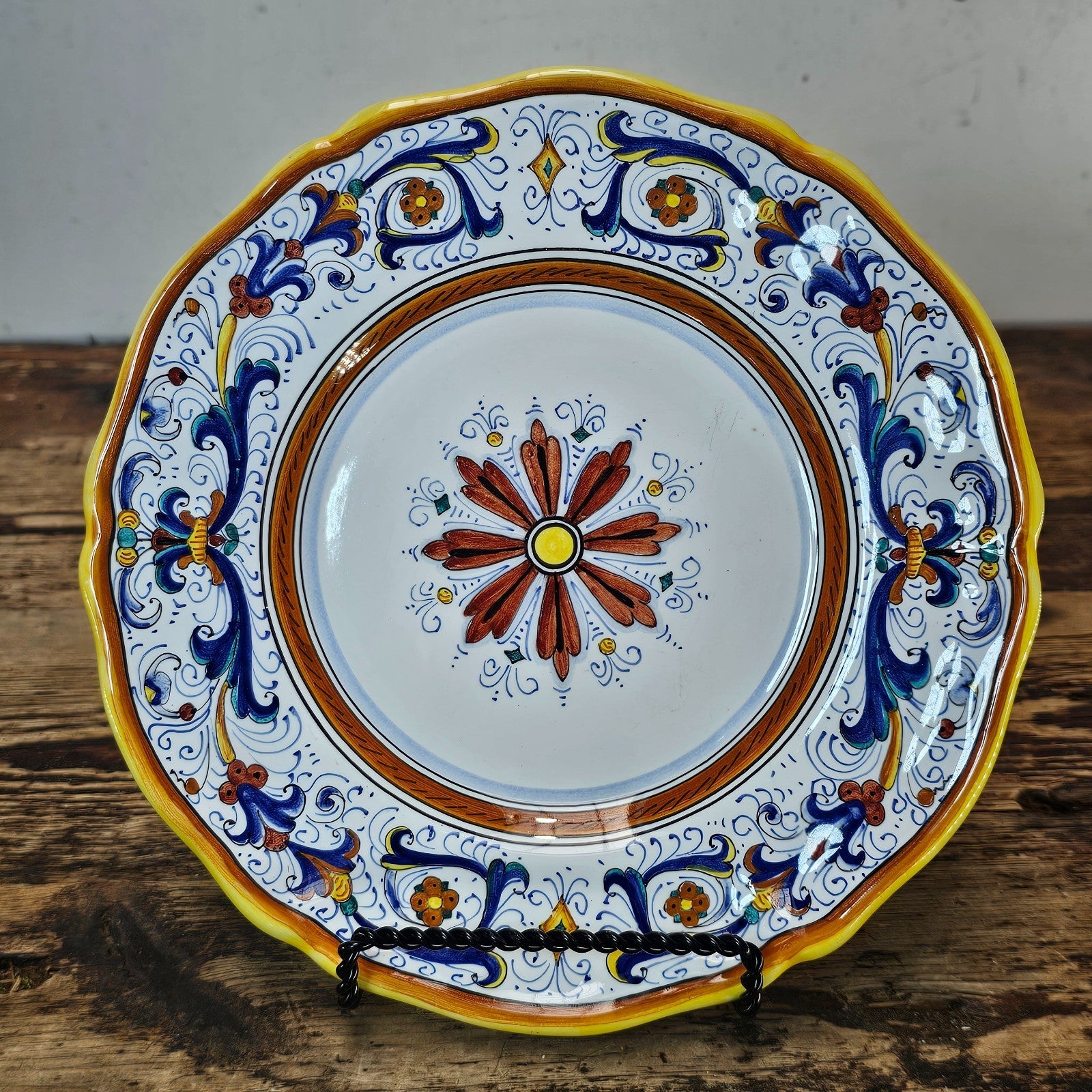 Set of 4 Vintage CAMA "Ricco Deruta" Maiolica Salad/Dessert Plates 8.25"