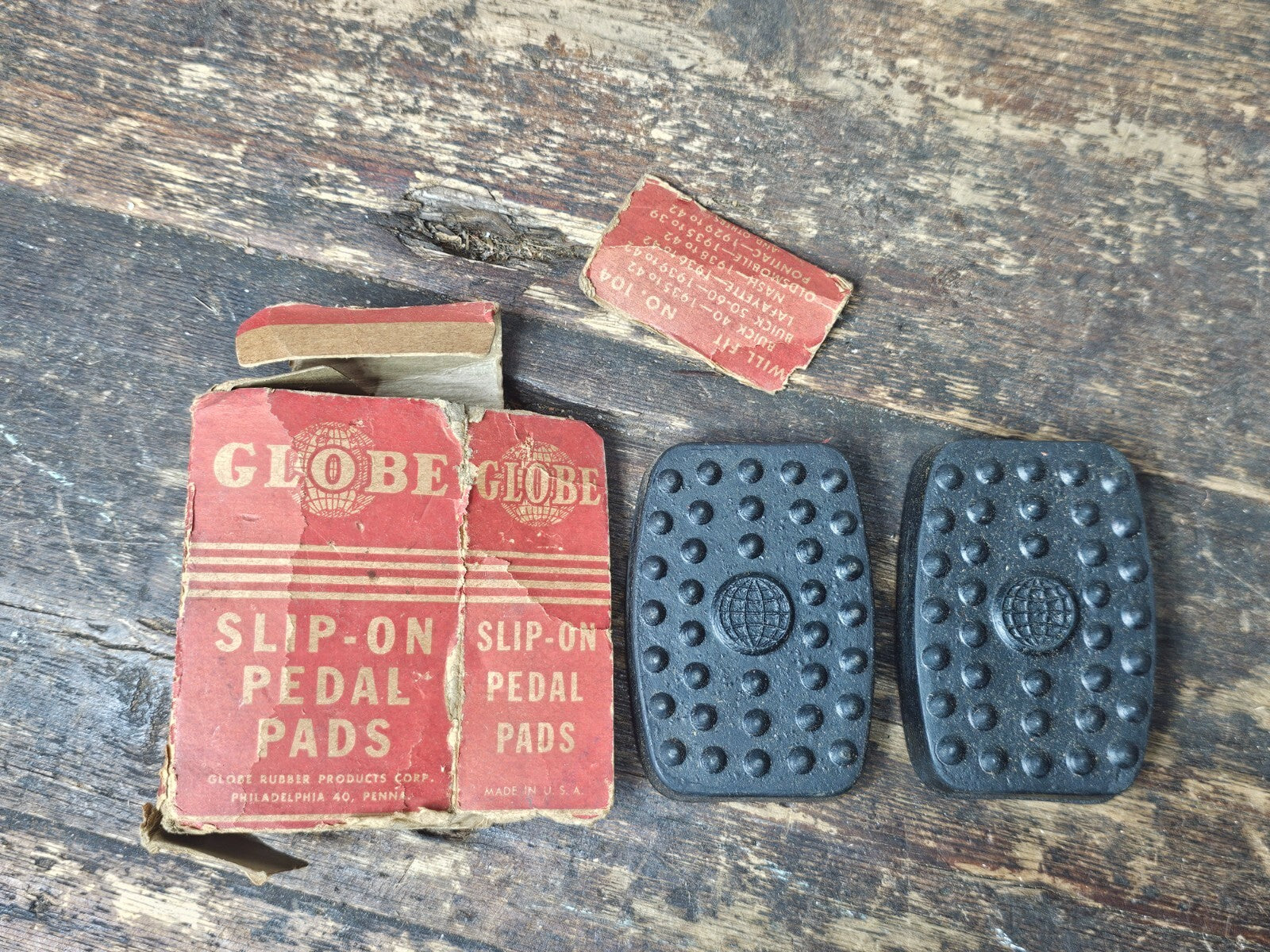Globe Slip-On Pedal Pads No. 104